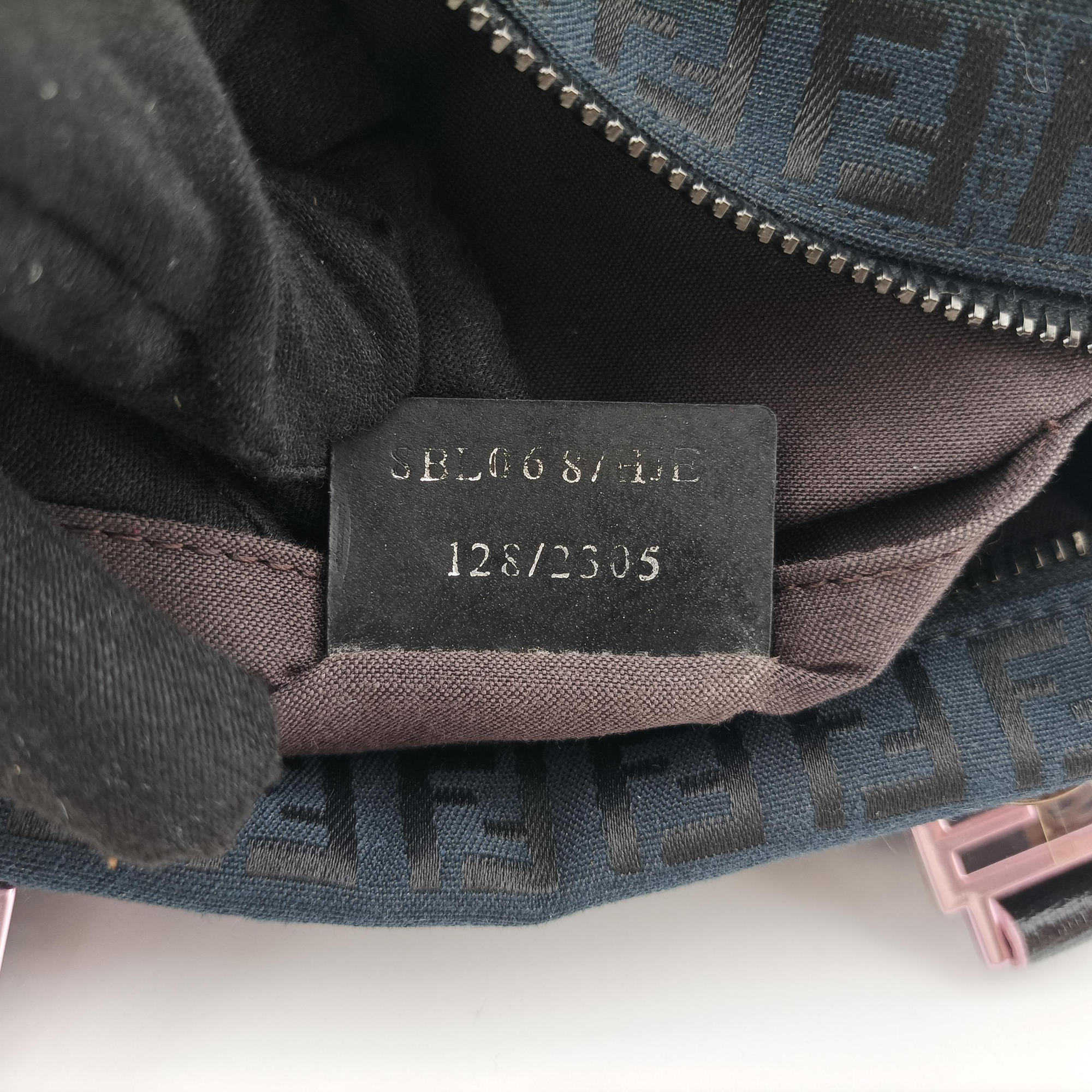 Pre-owned Fendi Forever Bauletto Zucchino Black×pink canvas×leather 8BL068 handbag | stylenewstar