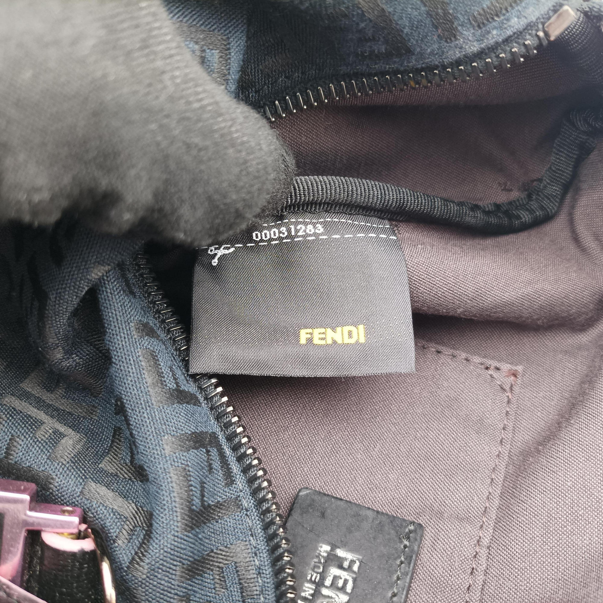 Pre-owned Fendi Forever Bauletto Zucchino Black×pink canvas×leather 8BL068 handbag | stylenewstar