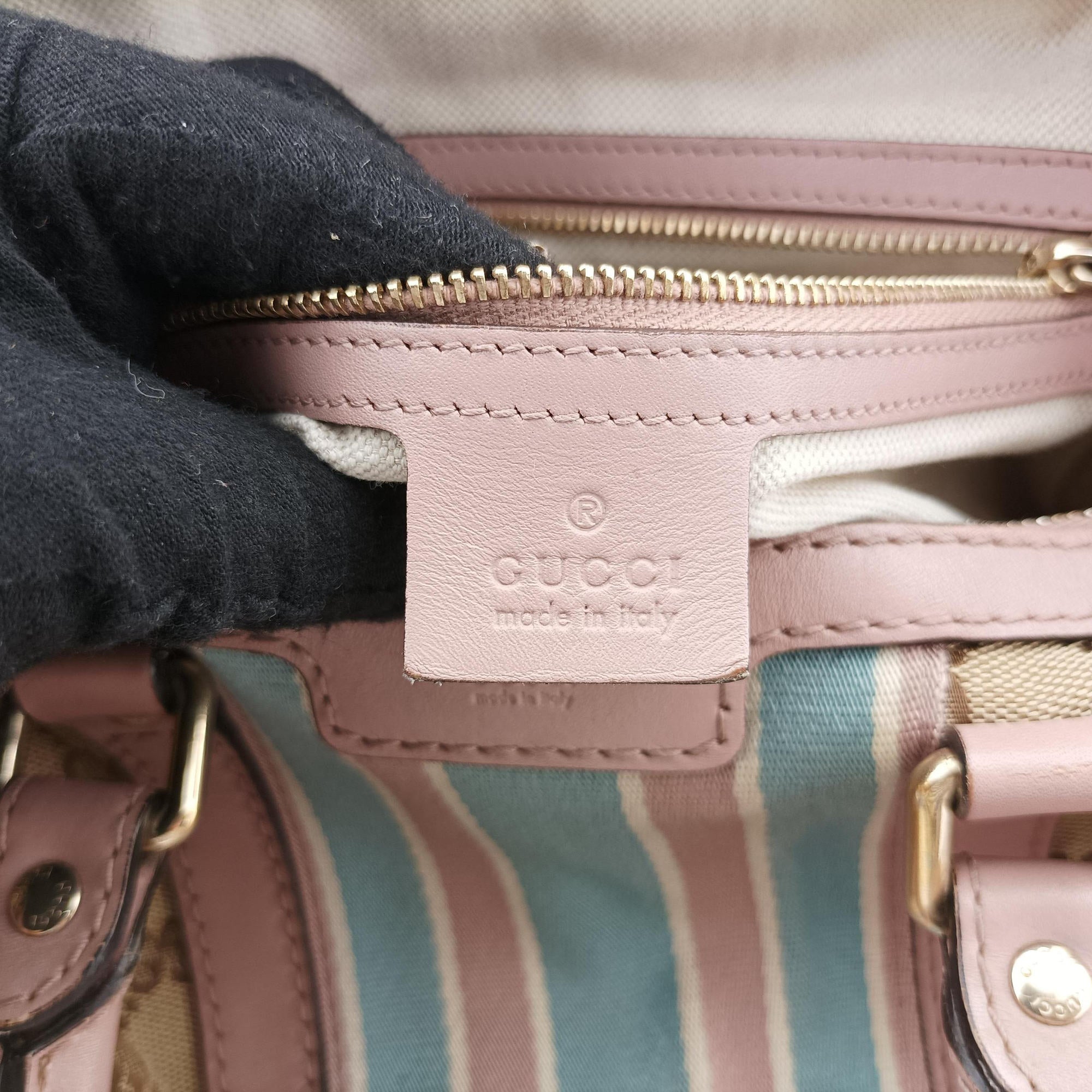 Pre-owned Gucci Sherry Line Beige×pink×blue canvas×leather 247205 shoulderbag | stylenewstar