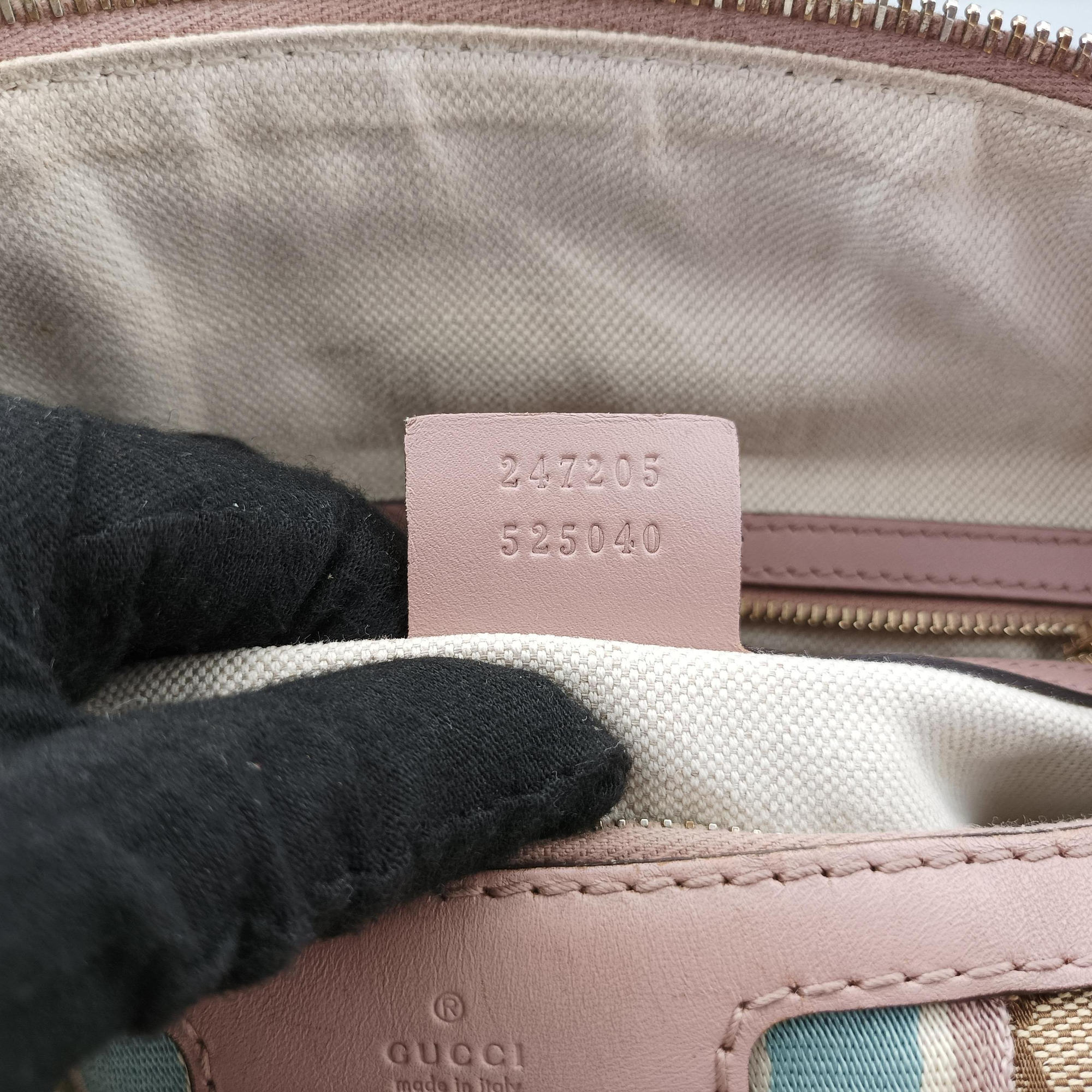 Pre-owned Gucci Sherry Line Beige×pink×blue canvas×leather 247205 shoulderbag | stylenewstar