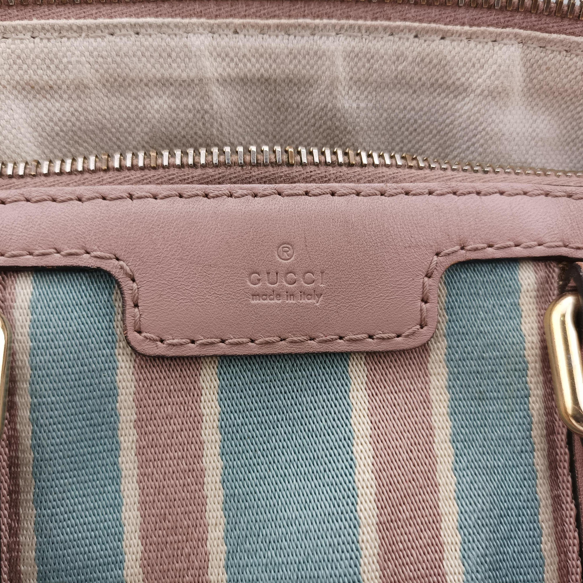 Pre-owned Gucci Sherry Line Beige×pink×blue canvas×leather 247205 shoulderbag | stylenewstar