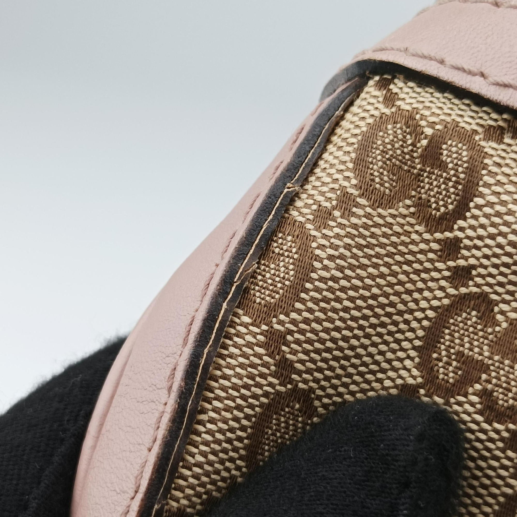 Pre-owned Gucci Sherry Line Beige×pink×blue canvas×leather 247205 shoulderbag | stylenewstar