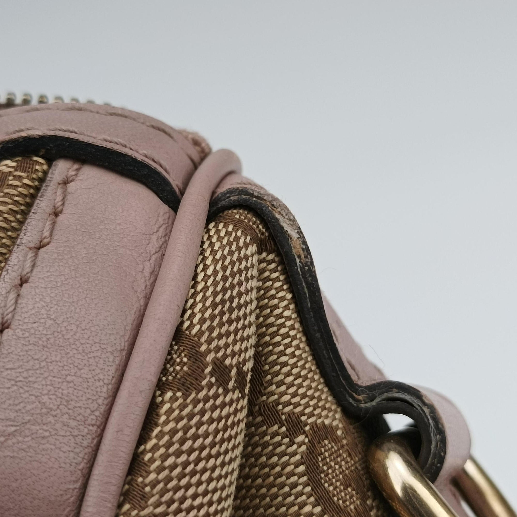 Pre-owned Gucci Sherry Line Beige×pink×blue canvas×leather 247205 shoulderbag | stylenewstar