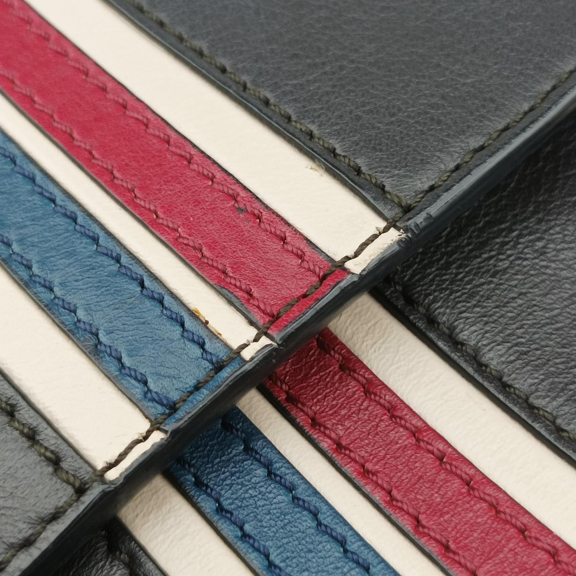 Pre-owned Chloe FAYE Black×multicolor Leather  shoulderbag | stylenewstar