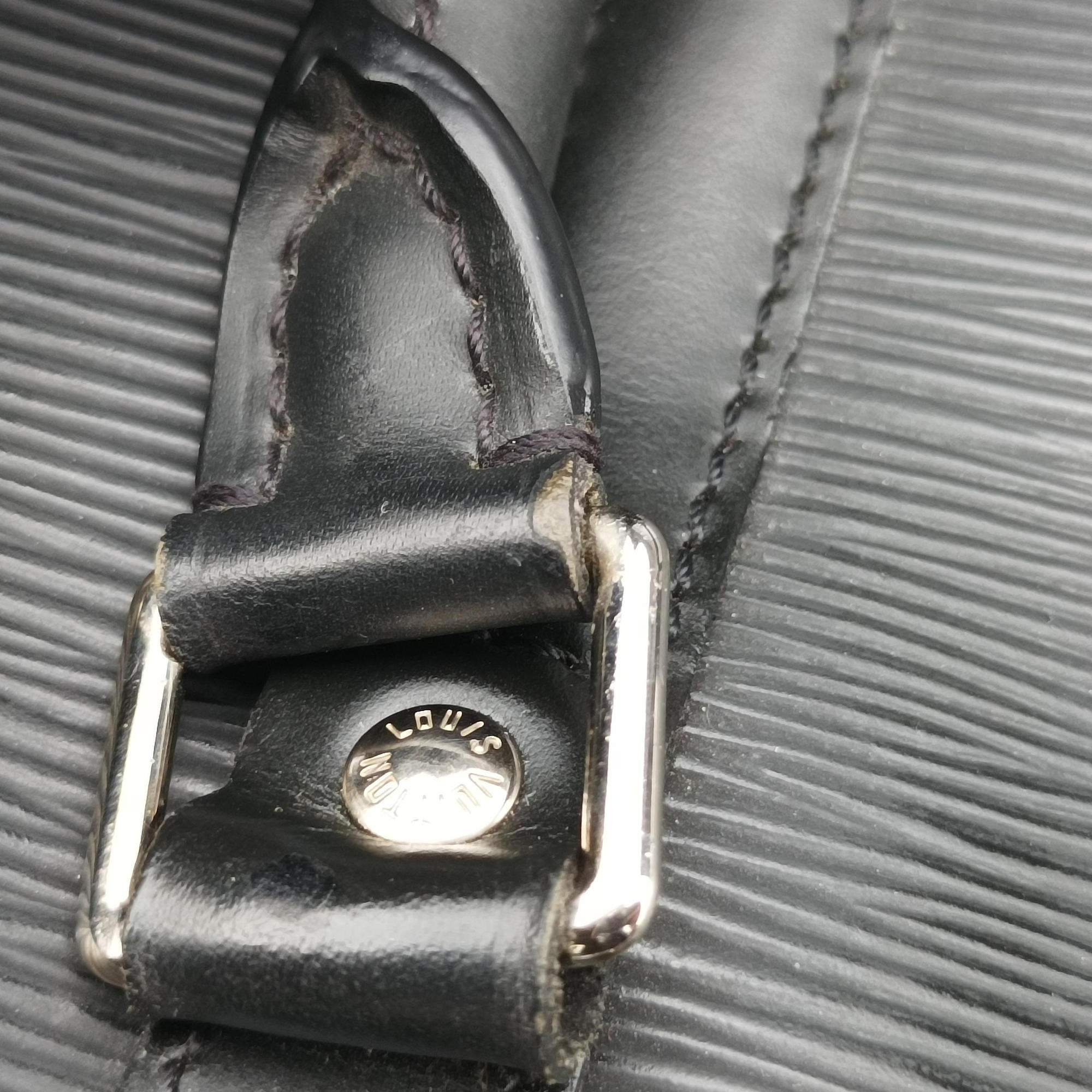 Pre-owned Louis Vuitton Porto Document Voyage Black Epi M59162 handbag | stylenewstar