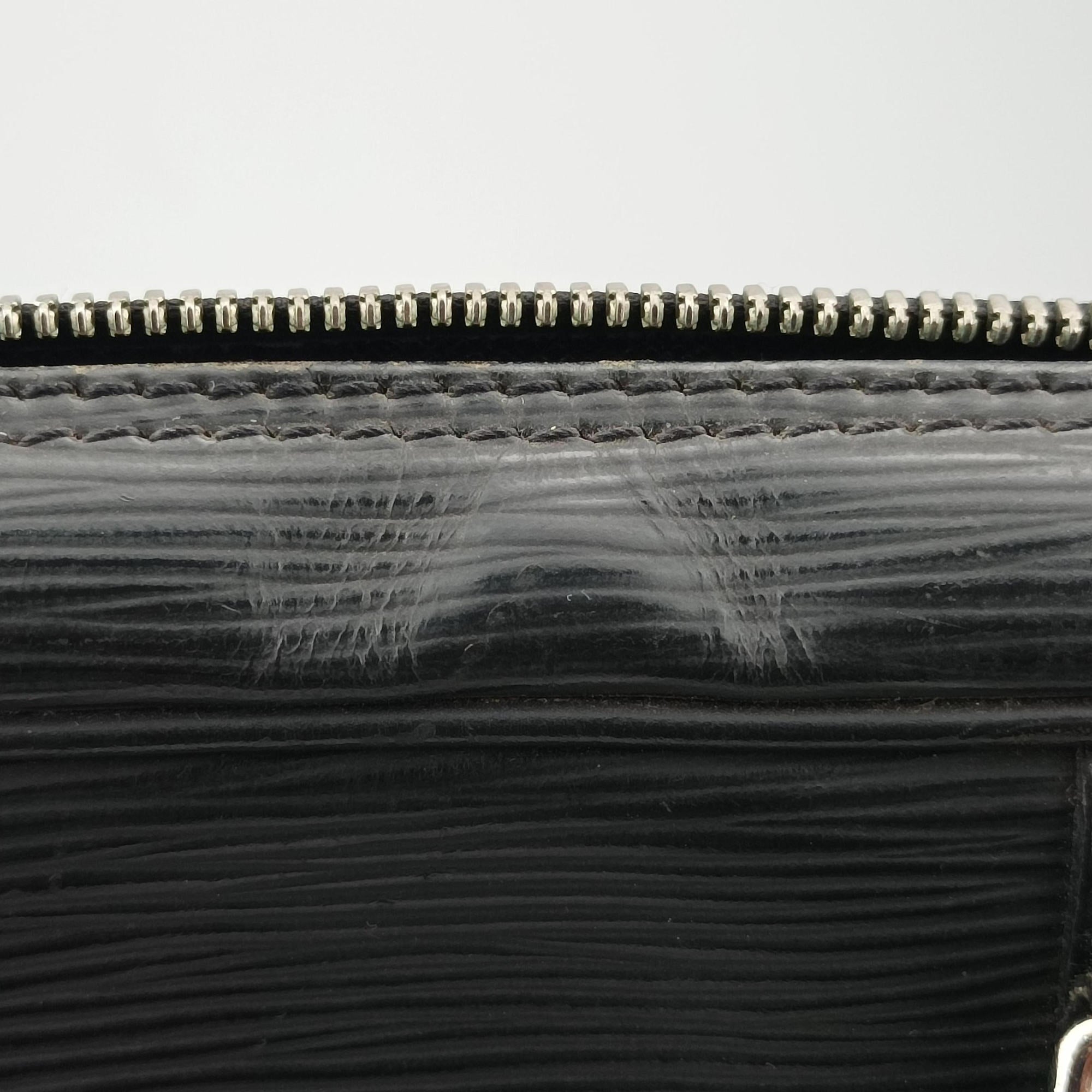 Pre-owned Louis Vuitton Porto Document Voyage Black Epi M59162 handbag | stylenewstar