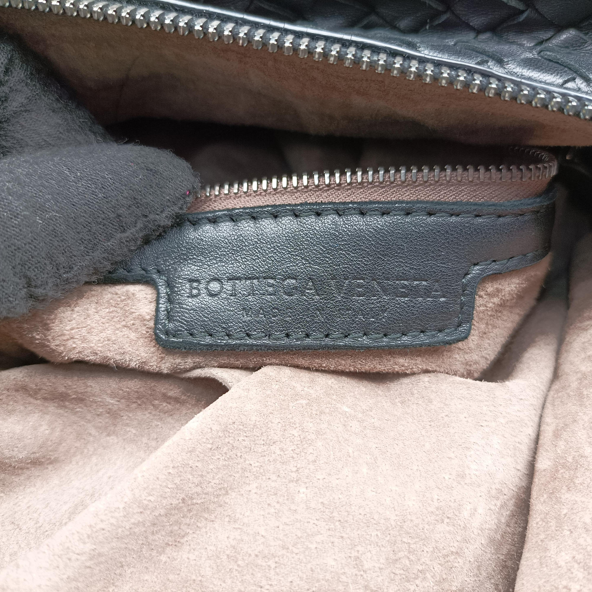 Pre-owned Bottega Veneta Intrecciato Black lambskin  shoulderbag | stylenewstar
