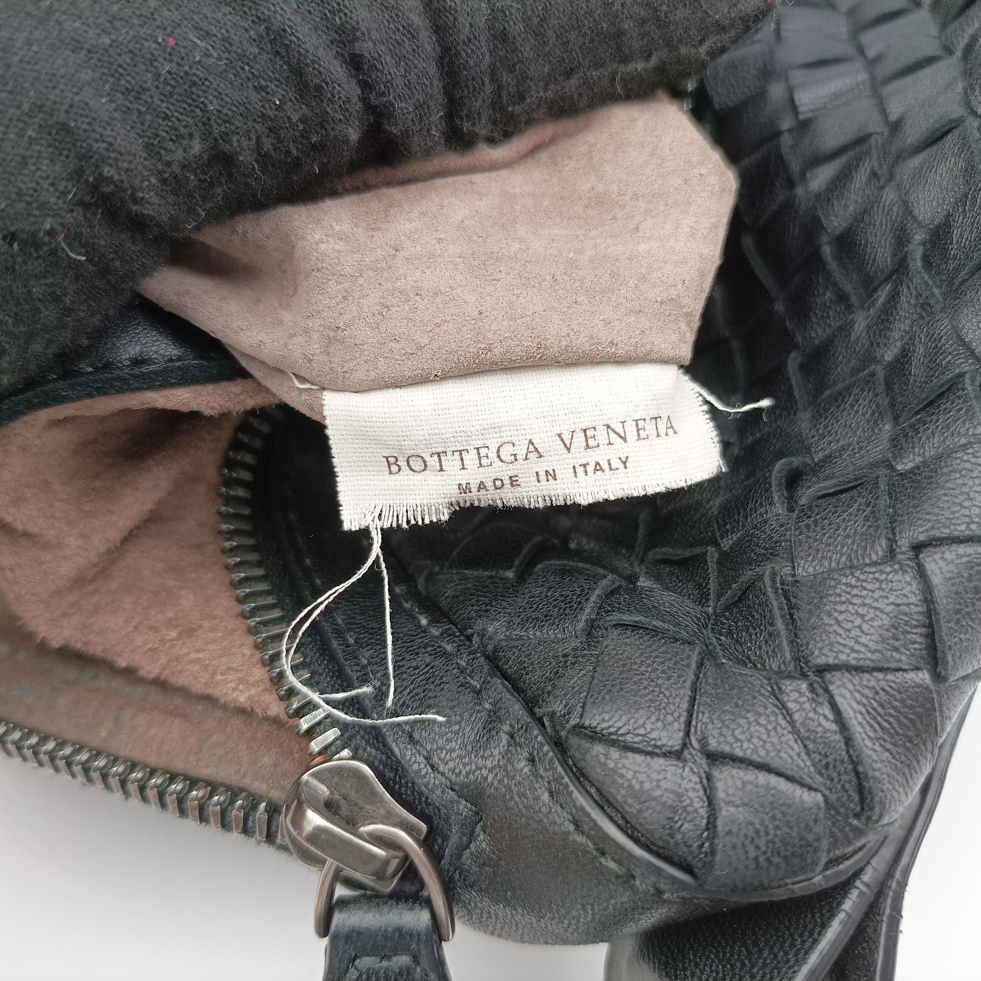 Pre-owned Bottega Veneta Intrecciato Black lambskin  shoulderbag | stylenewstar