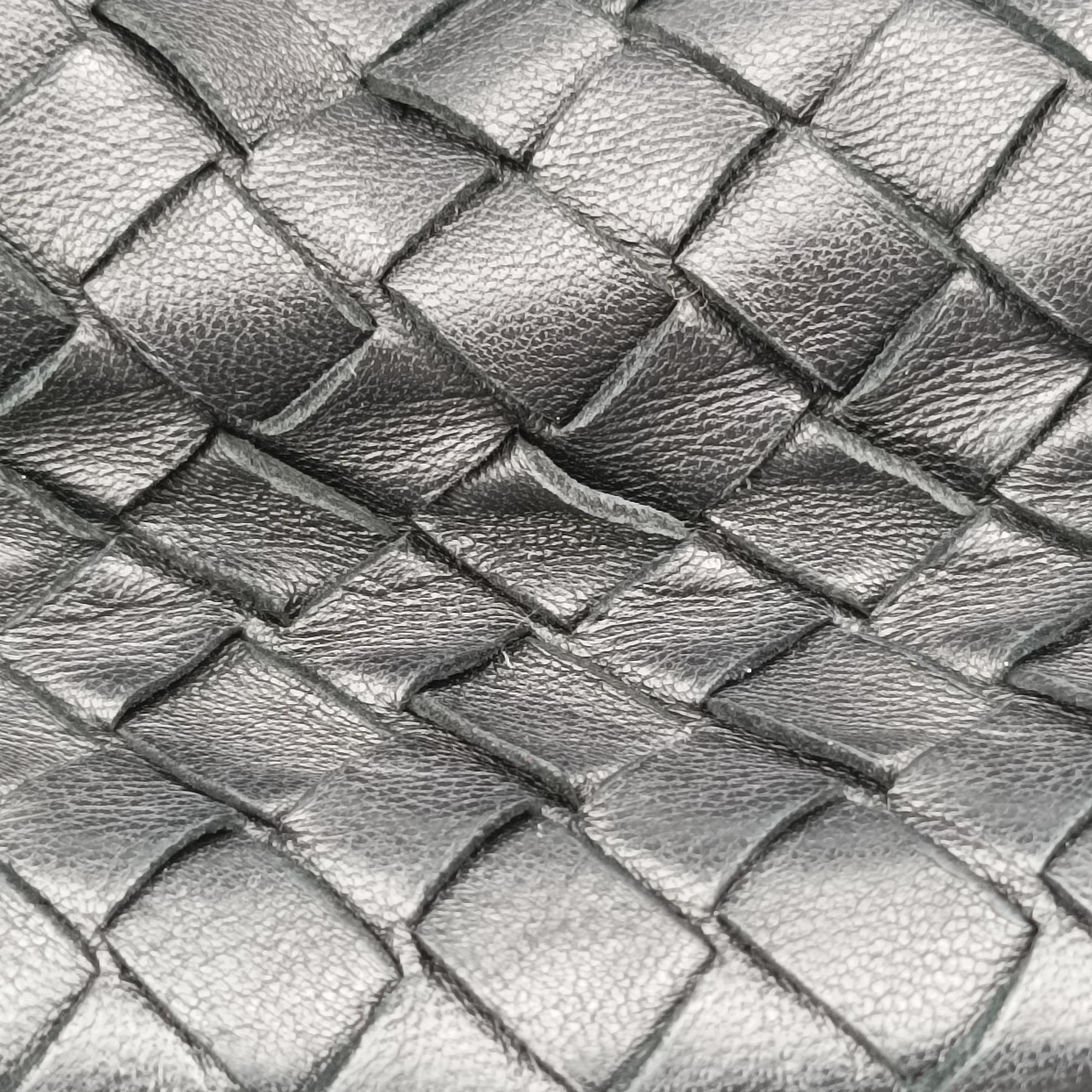 Pre-owned Bottega Veneta Intrecciato Black lambskin  shoulderbag | stylenewstar