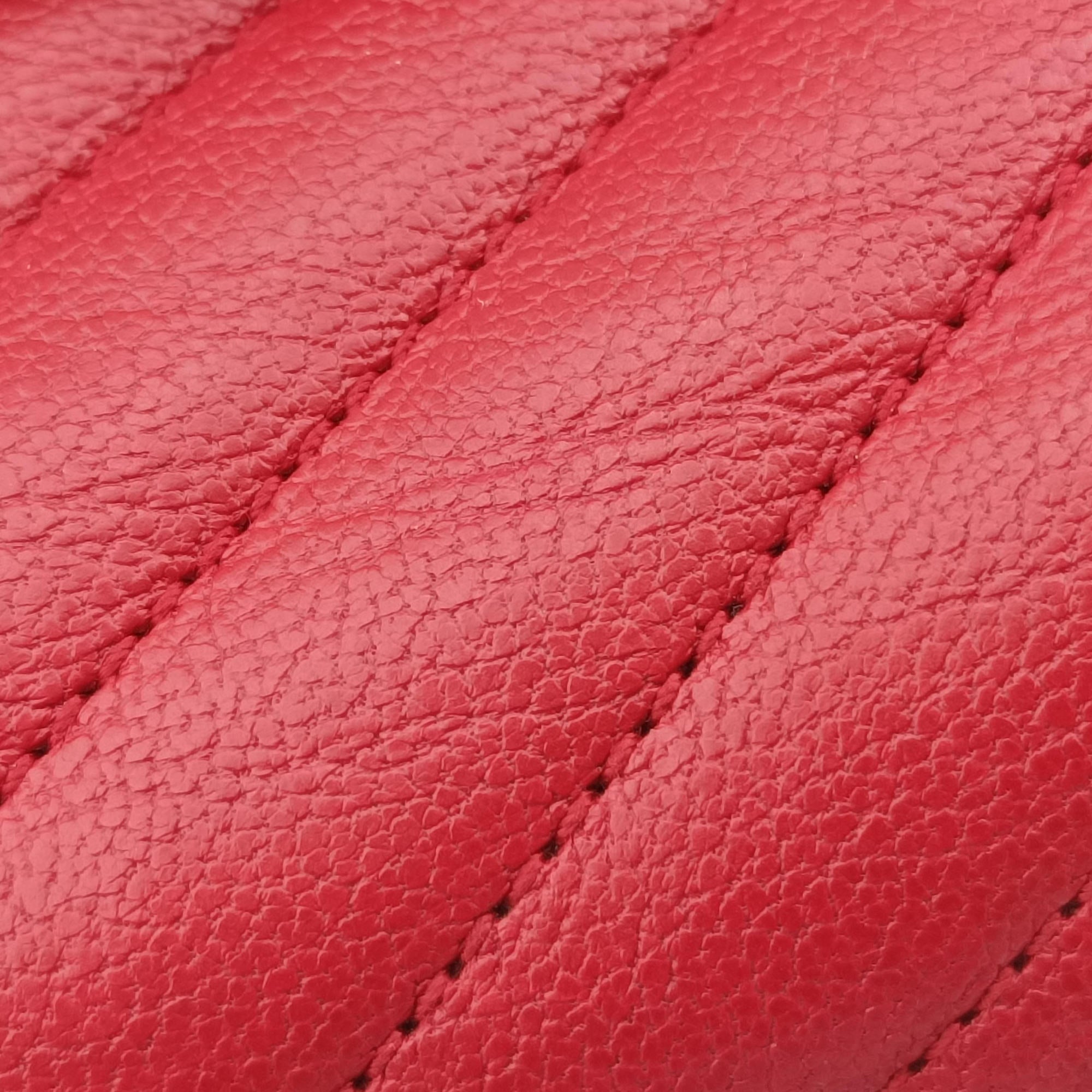 Vintage Yves Saint Laurent COLLEGE Red Leather 428056 shoulderbag | stylenewstar