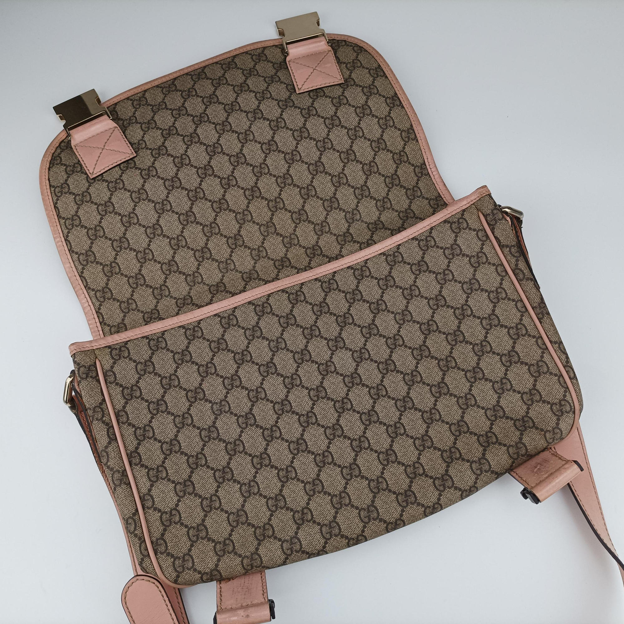 Pre-owned Gucci GG Plus Messenger Beige×Pink PVC coated canvas×Leather 201732 shoulderbag | stylenewstar