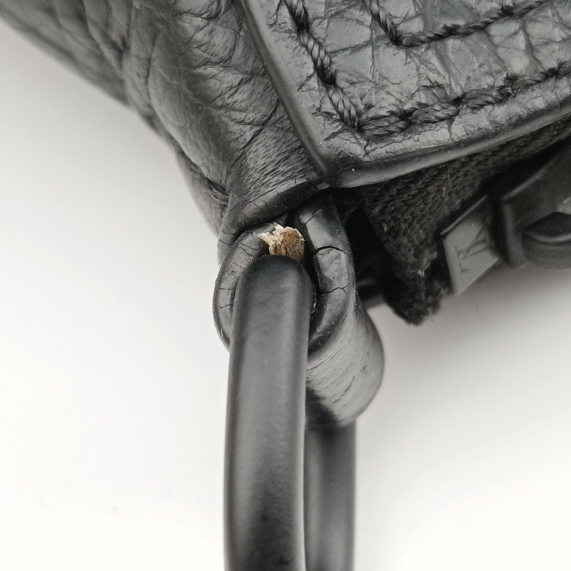 Pre-owned Louis Vuitton Triangle 	Messenger Noir Monogram Empreinte M55878 shoulderbag | stylenewstar