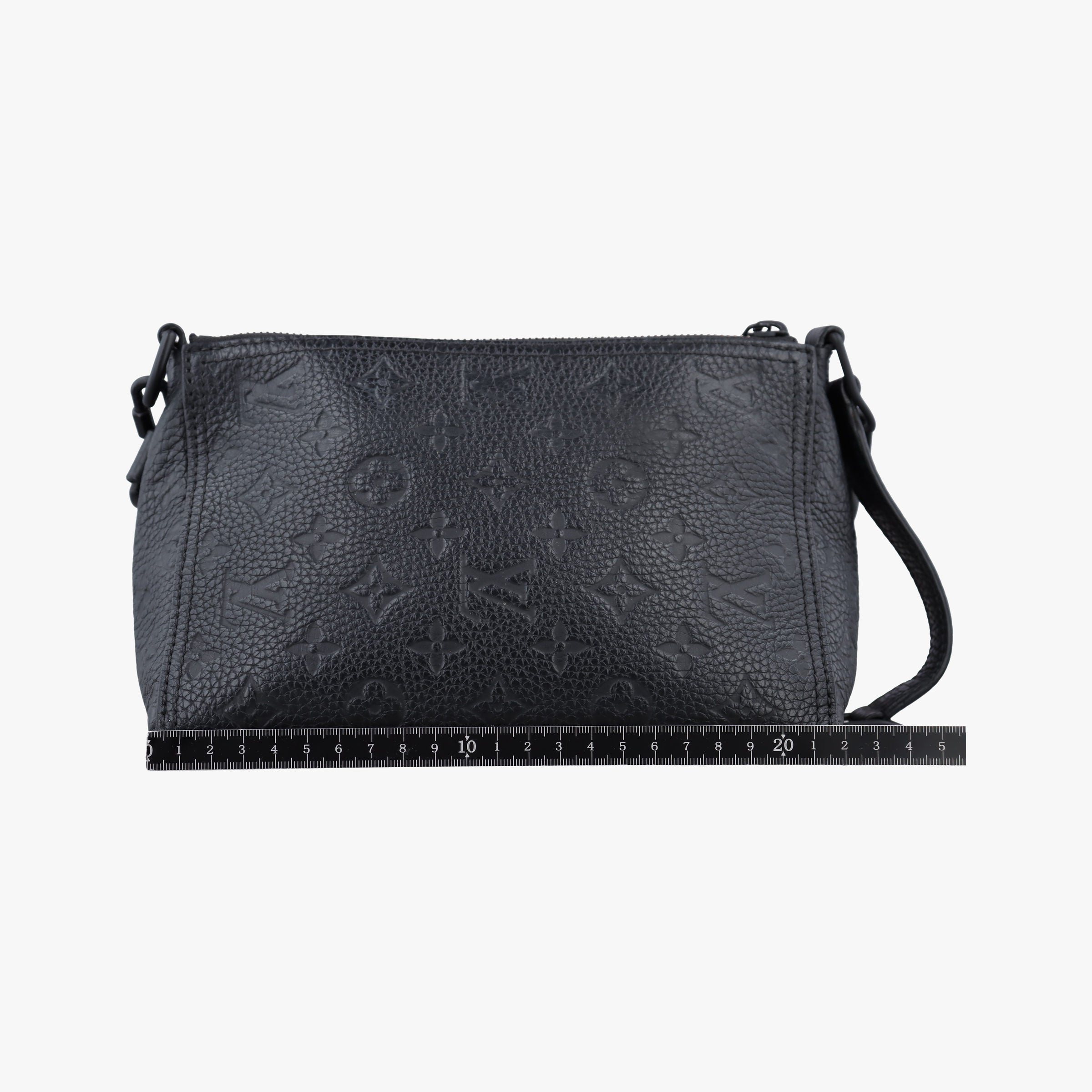 Pre-owned Louis Vuitton Triangle 	Messenger Noir Monogram Empreinte M55878 shoulderbag | stylenewstar