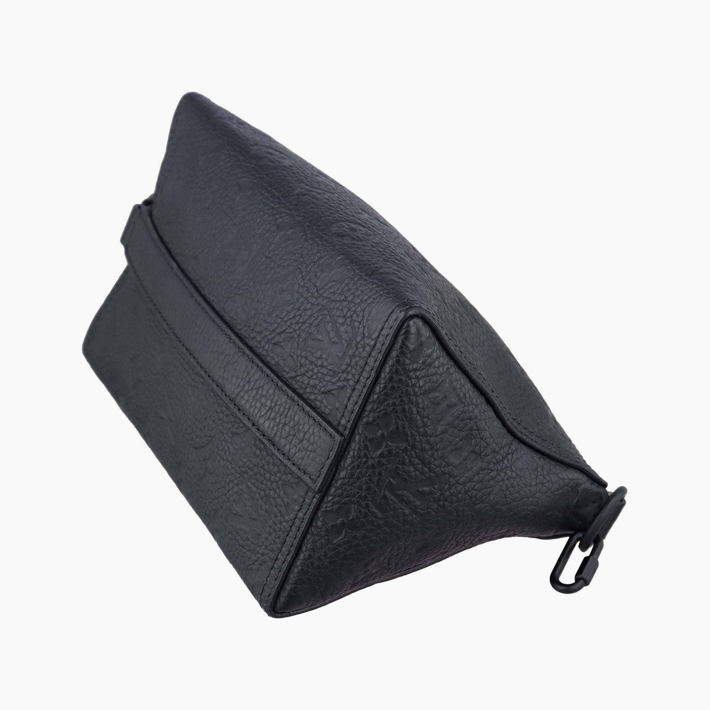 Pre-owned Louis Vuitton Triangle 	Messenger Noir Monogram Empreinte M55878 shoulderbag | stylenewstar