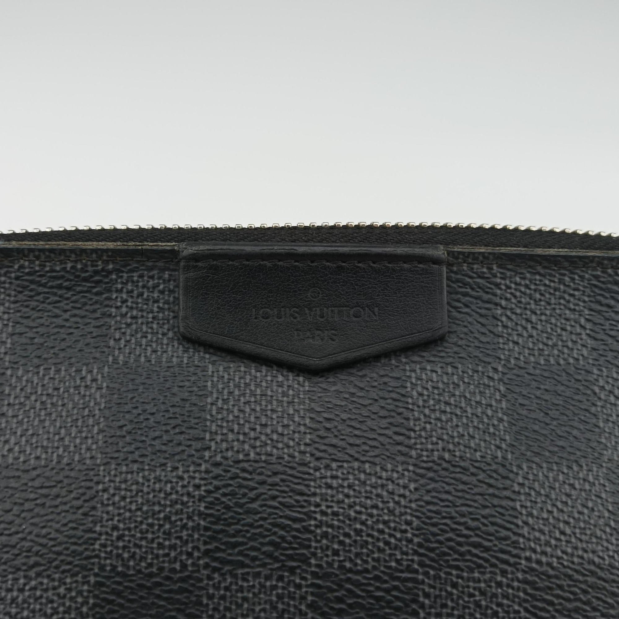Vintage Louis Vuitton Alpha Wearable Noir Damier Graphite N60418 shoulderbag | stylenewstar