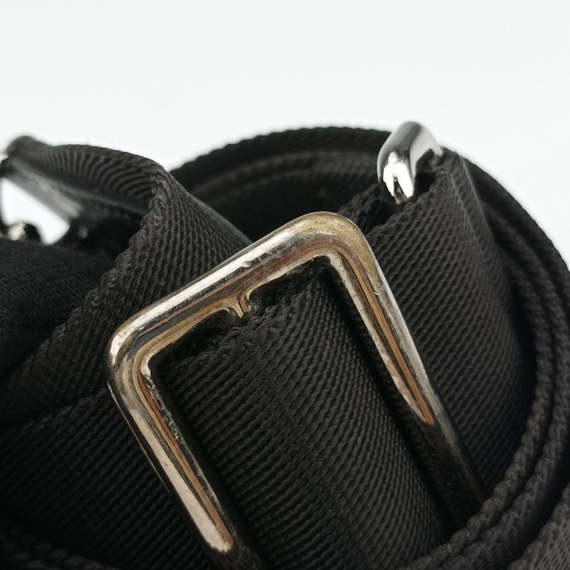 Vintage Louis Vuitton Alpha Wearable Noir Damier Graphite N60418 shoulderbag | stylenewstar