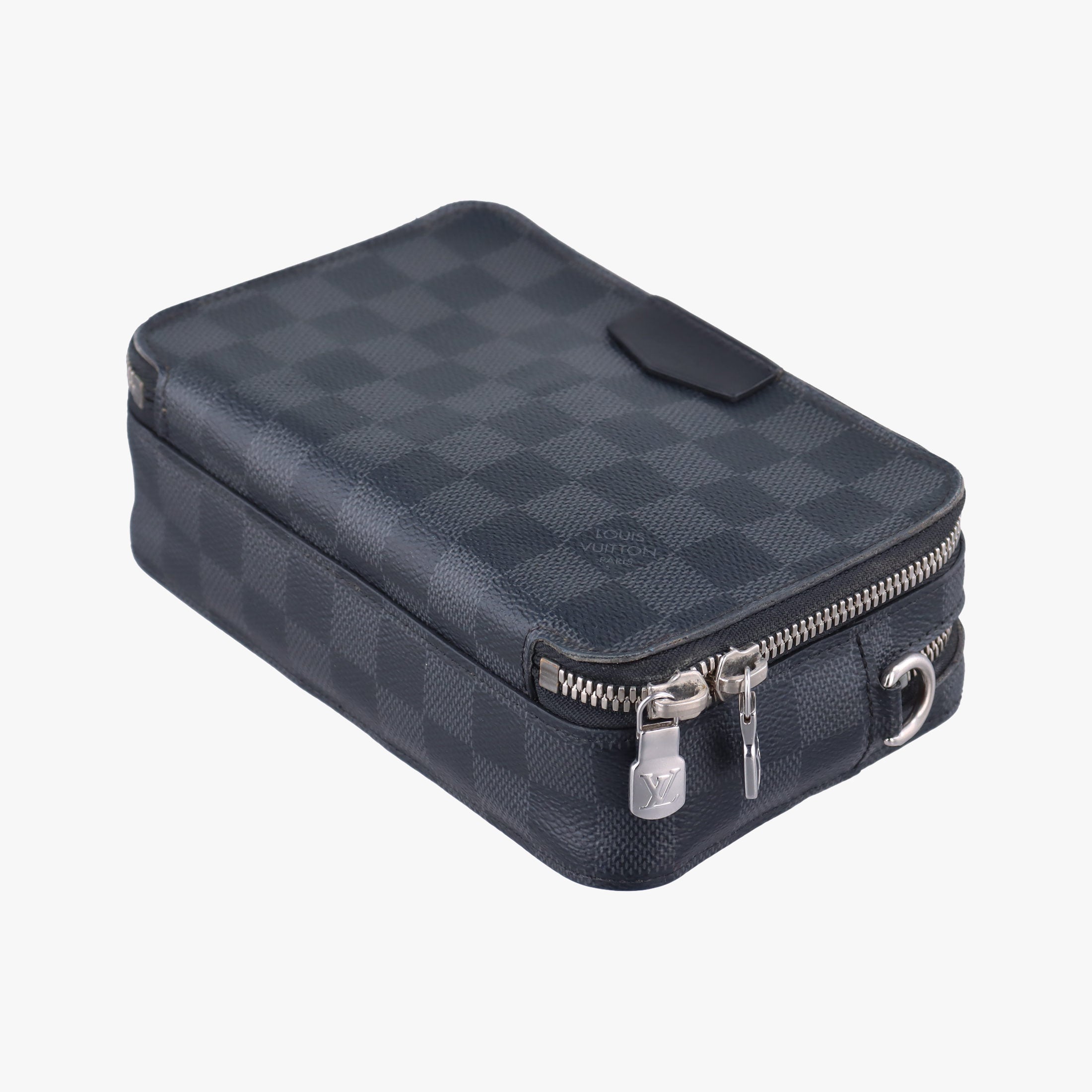 Vintage Louis Vuitton Alpha Wearable Noir Damier Graphite N60418 shoulderbag | stylenewstar