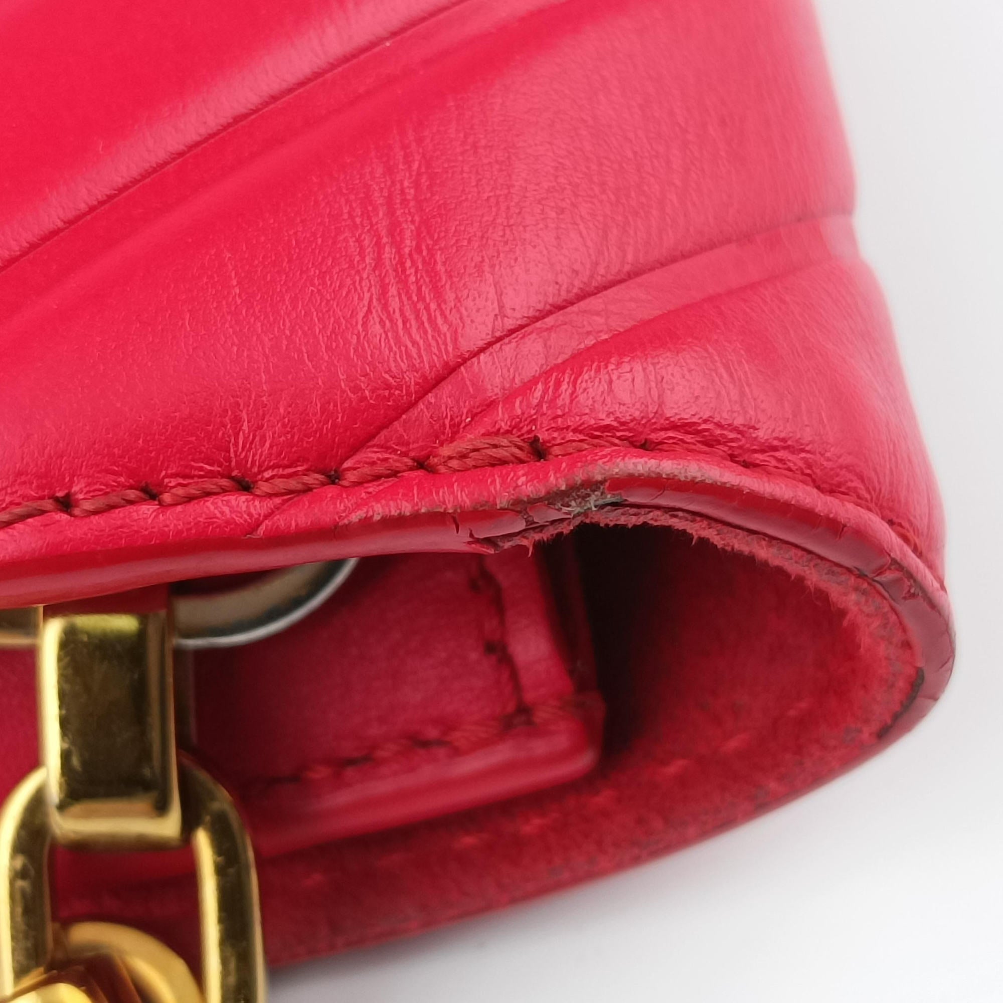 Pre-owned Louis Vuitton Pochette Louise Airy V Red leather m54230 shoulderbag | stylenewstar