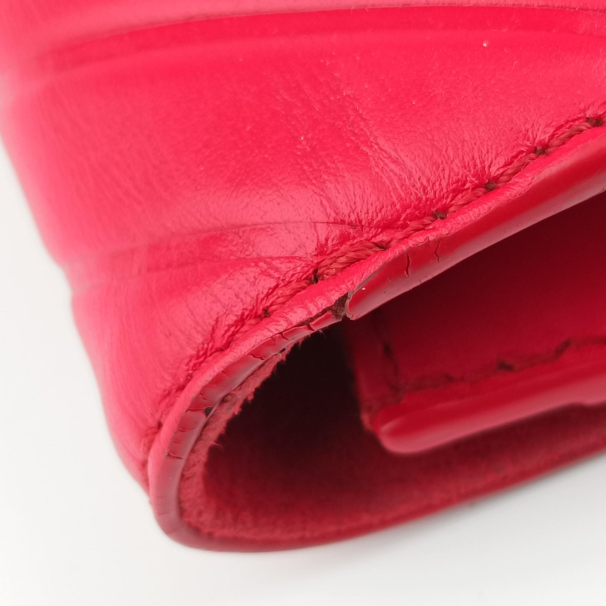Pre-owned Louis Vuitton Pochette Louise Airy V Red leather m54230 shoulderbag | stylenewstar