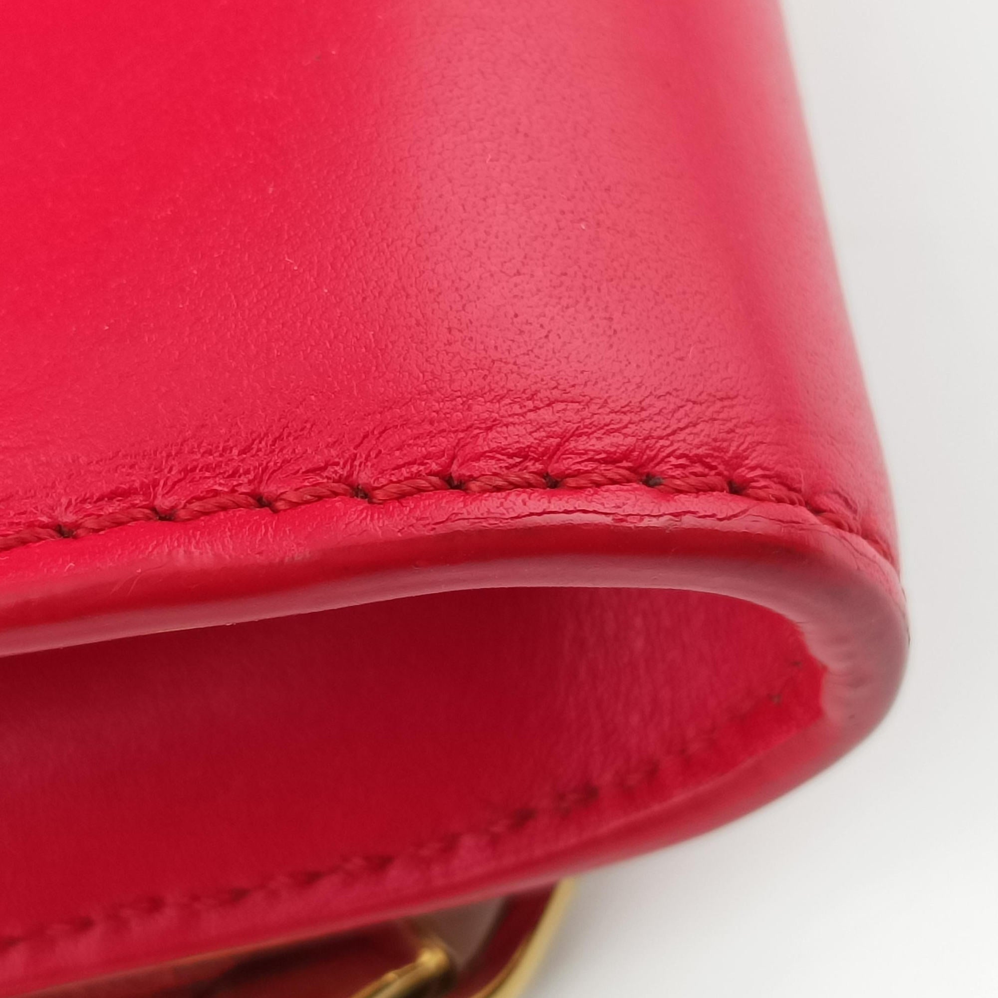Pre-owned Louis Vuitton Pochette Louise Airy V Red leather m54230 shoulderbag | stylenewstar