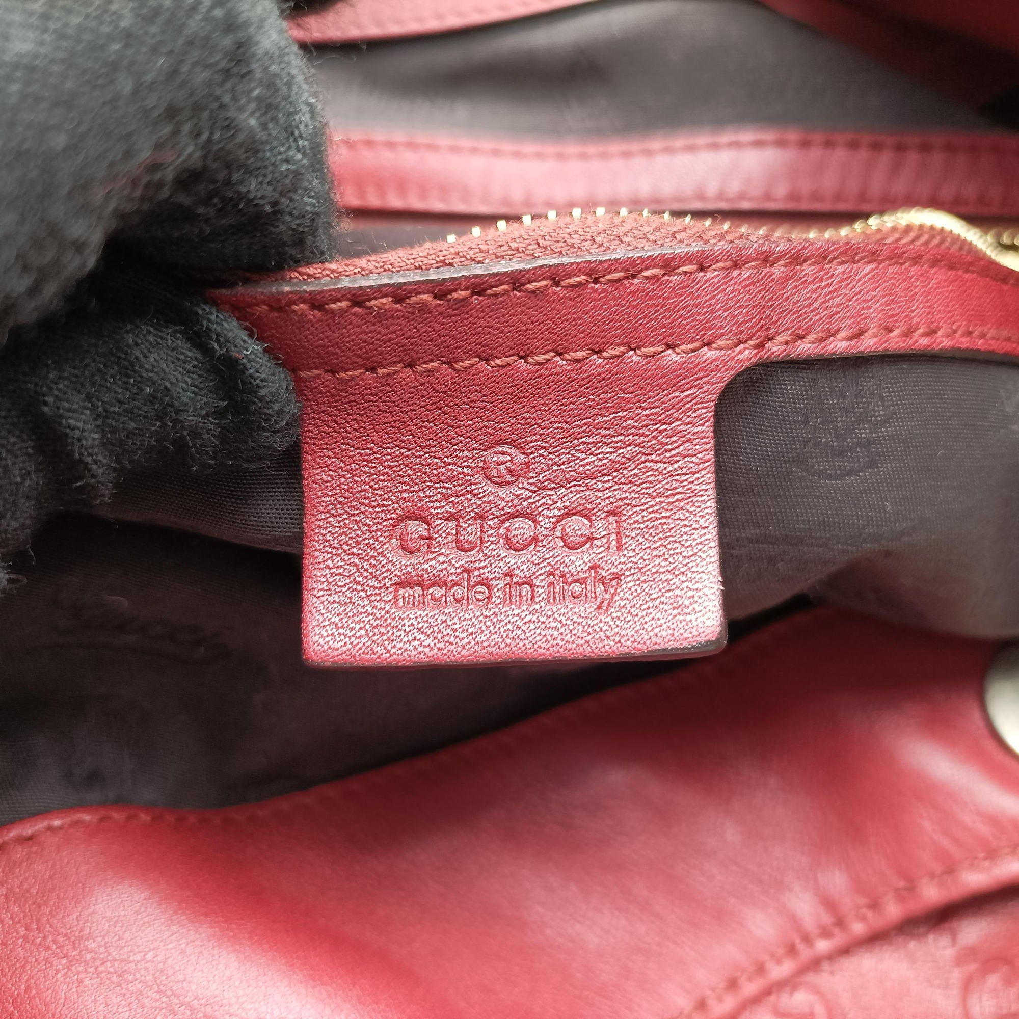 Pre-owned Gucci Charlotte Red Leather 203504 handbag | stylenewstar