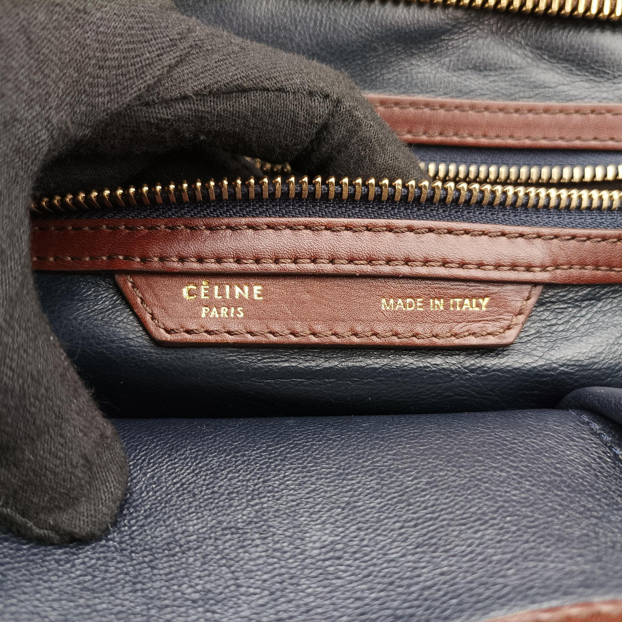 Pre-owned Celine Luggage Mini Shopper Navy×brown Leather  handbag | stylenewstar
