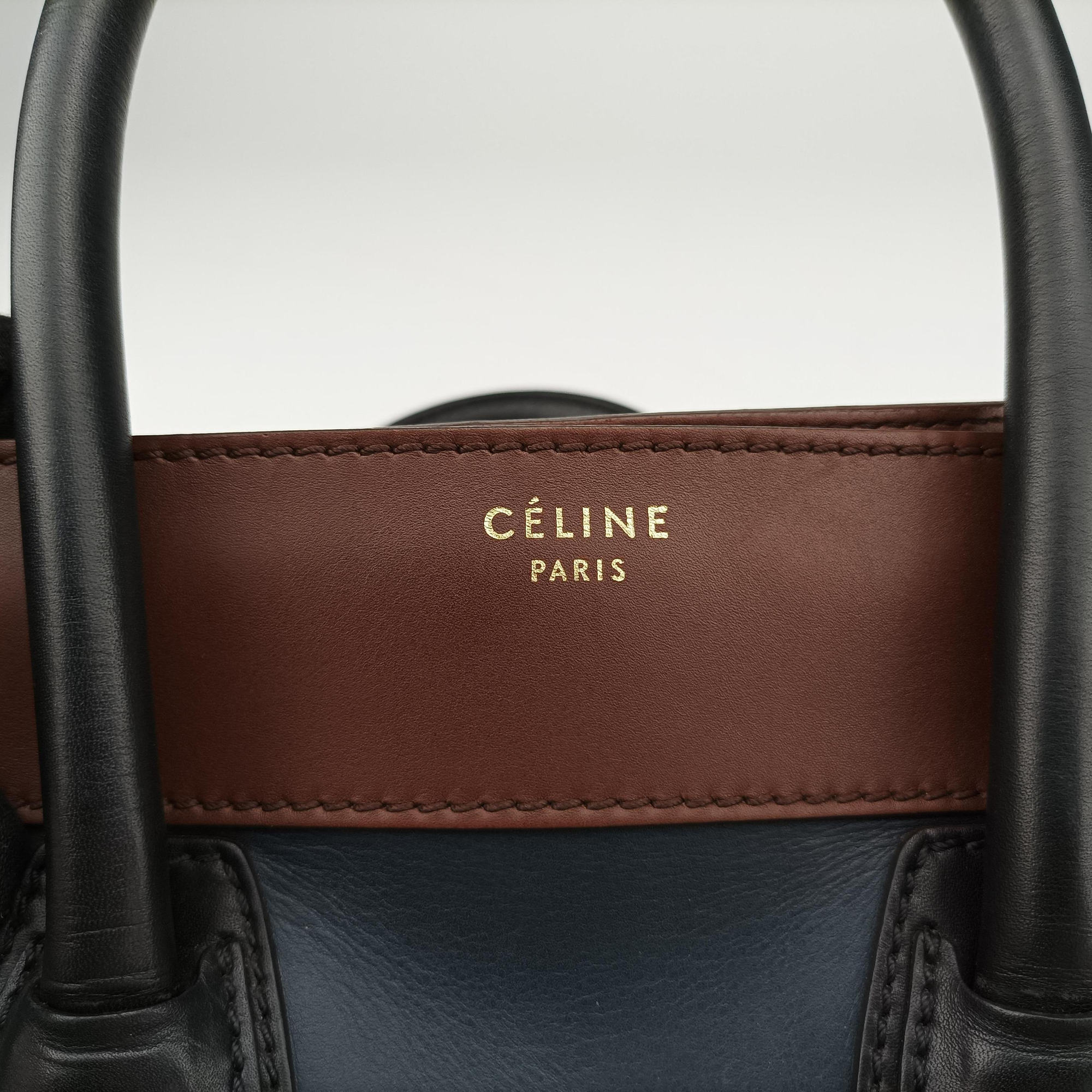 Pre-owned Celine Luggage Mini Shopper Navy×brown Leather  handbag | stylenewstar