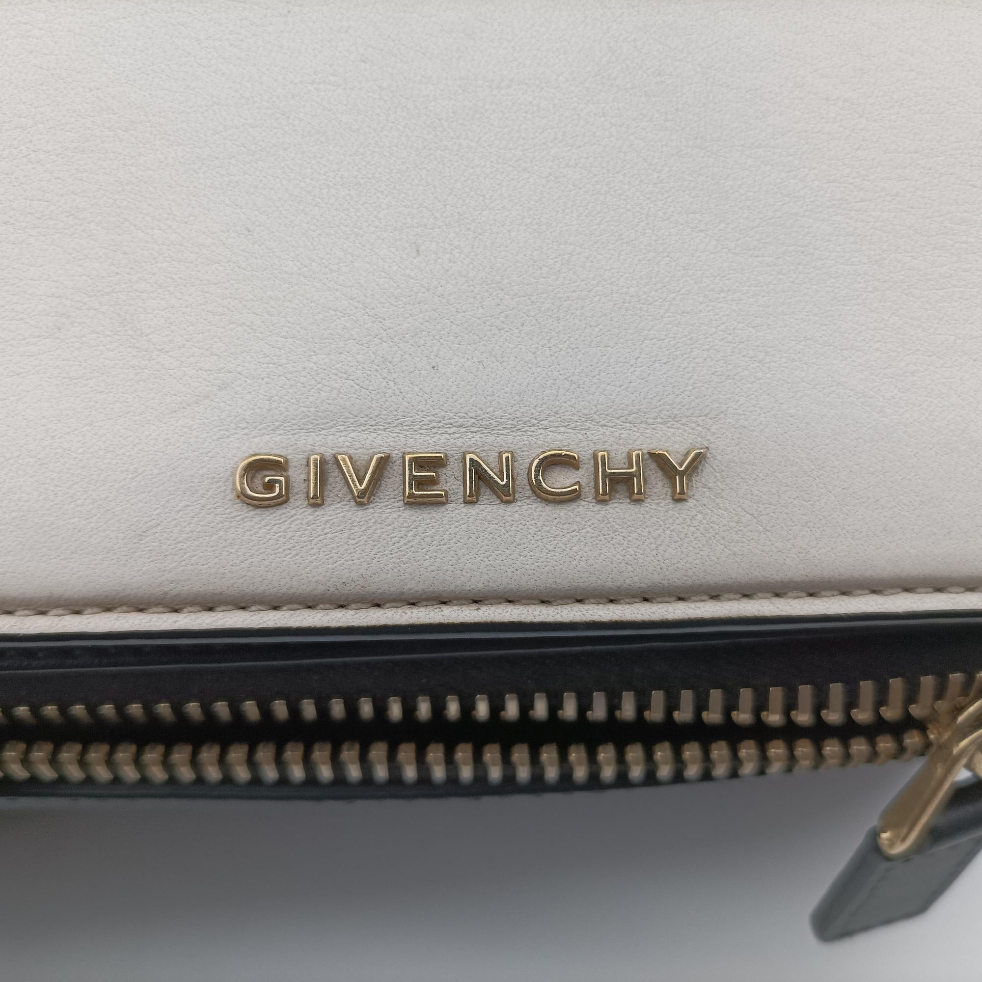 Pre-owned Givenchy Pandora Box Black×White leather×Snake Leather  shoulderbag | stylenewstar