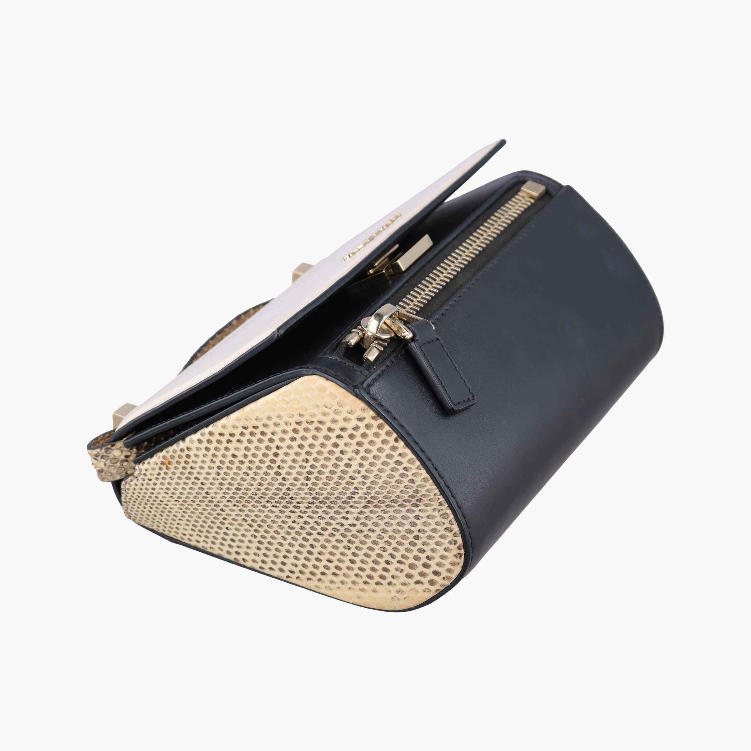 Pre-owned Givenchy Pandora Box Black×White leather×Snake Leather  shoulderbag | stylenewstar