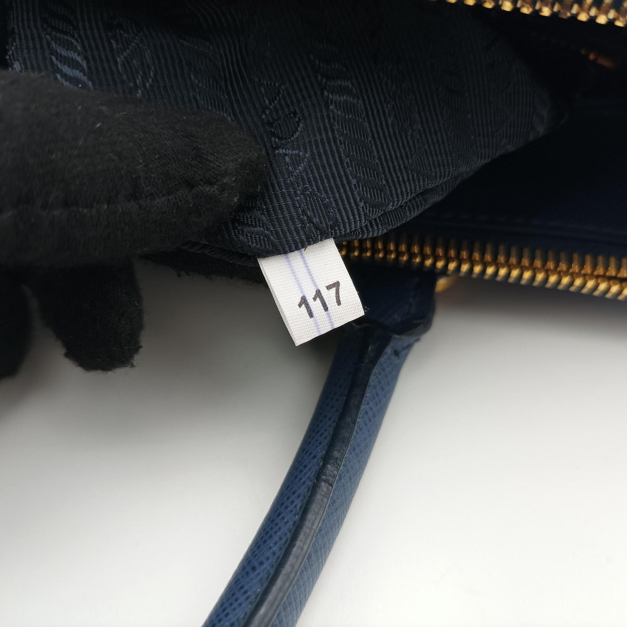 Vintage Prada Galleria Blue SAFFIANO Leather BN2274 shoulderbag | stylenewstar