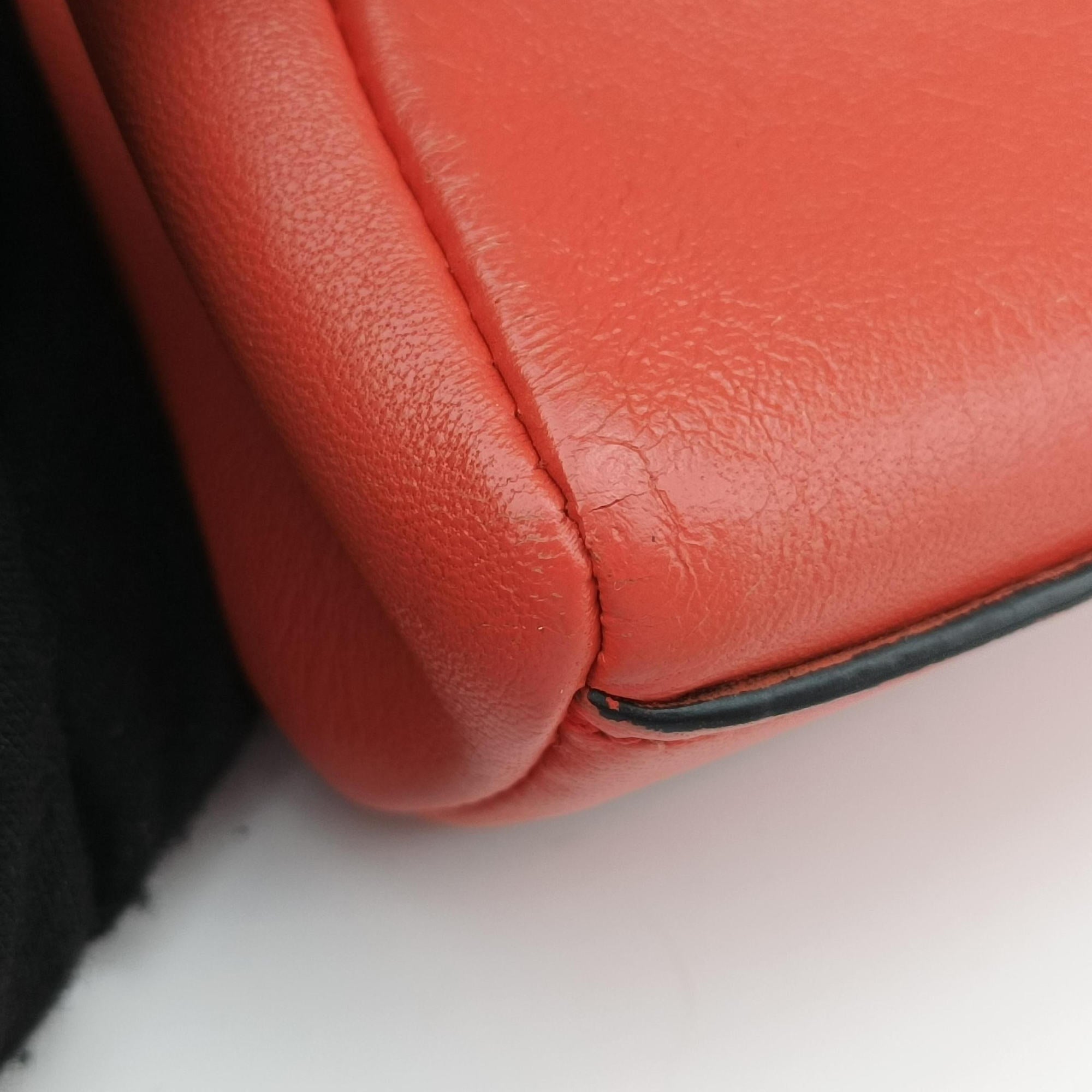 Pre-owned Fendi Micro Peekaboo orange Leather 8M0355 shoulderbag | stylenewstar