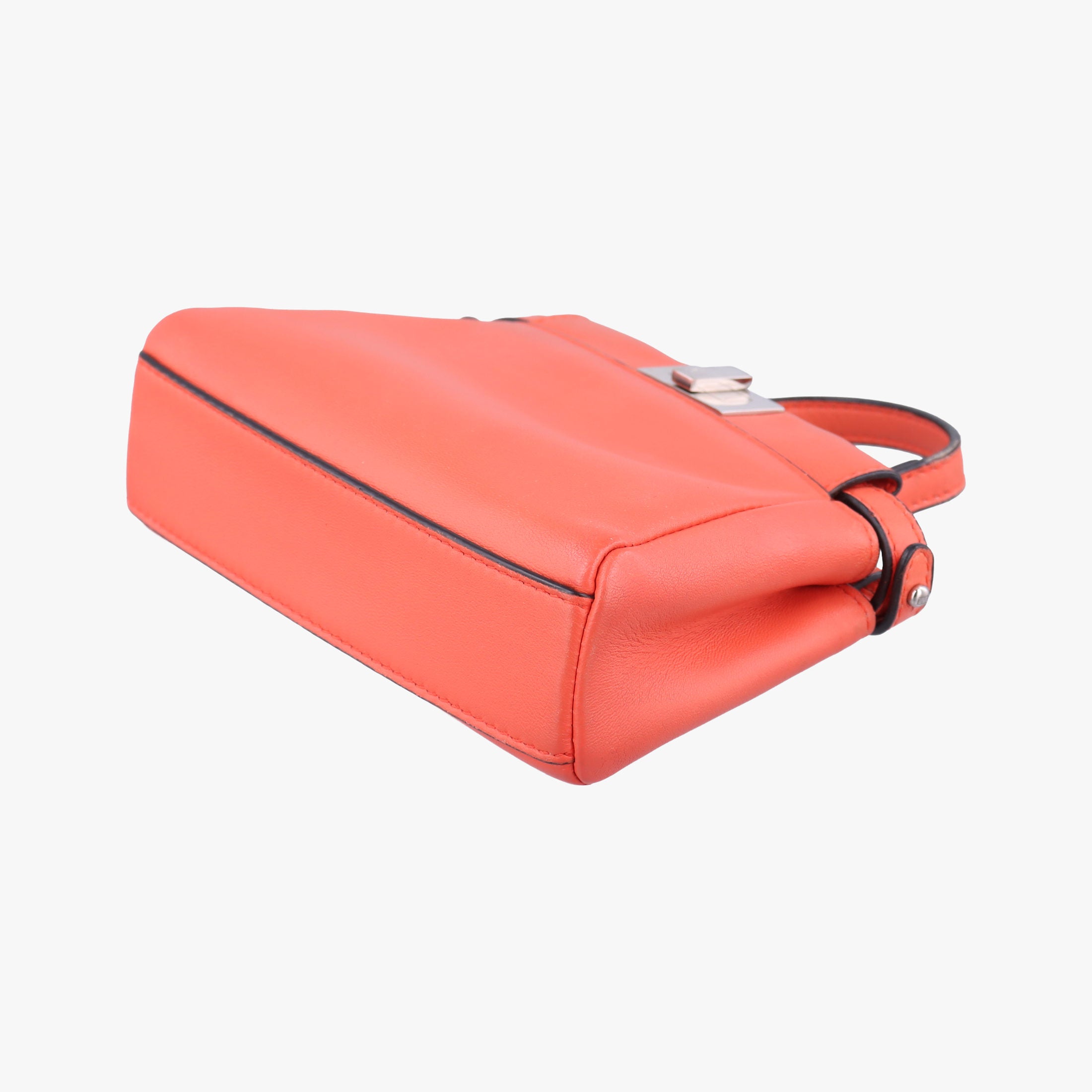 Pre-owned Fendi Micro Peekaboo orange Leather 8M0355 shoulderbag | stylenewstar