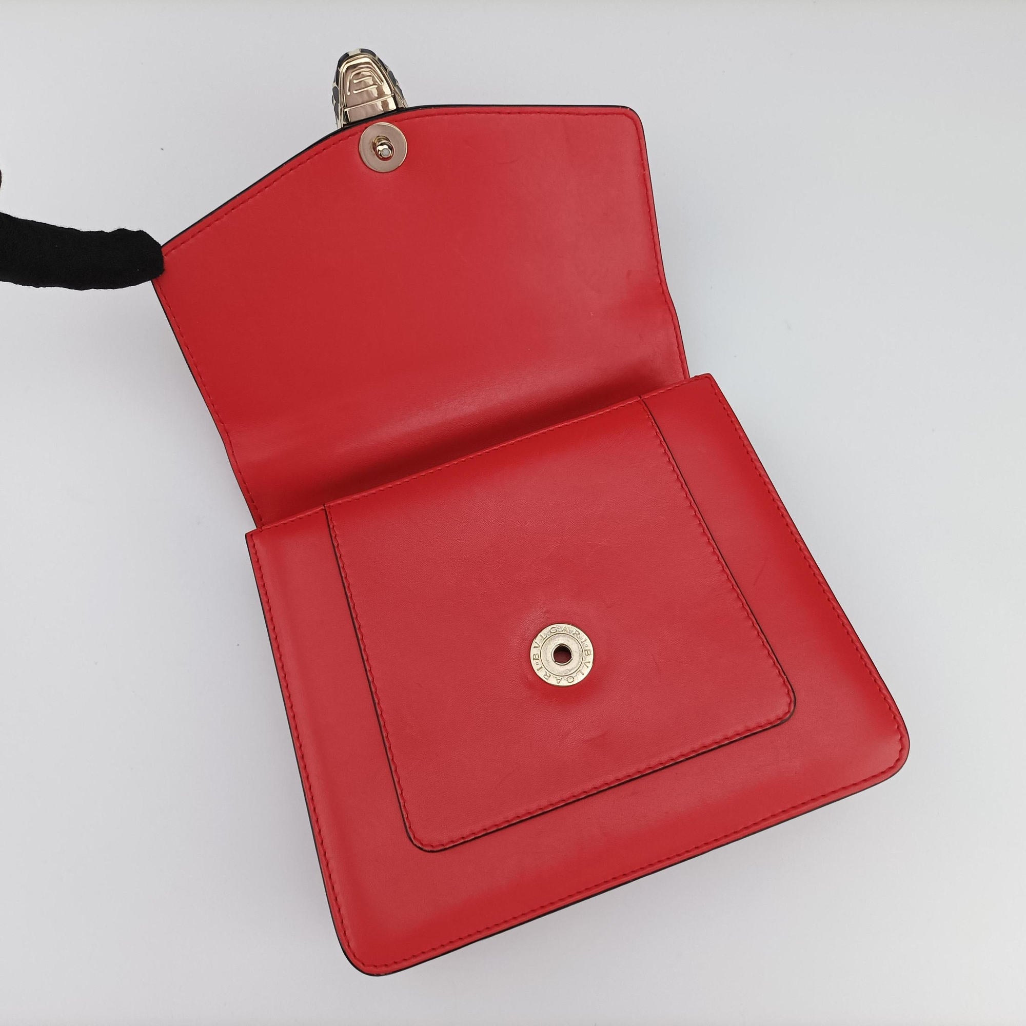 Pre-owned Bvlgari SERPENTI FOREVER Red Leather  shoulderbag | stylenewstar