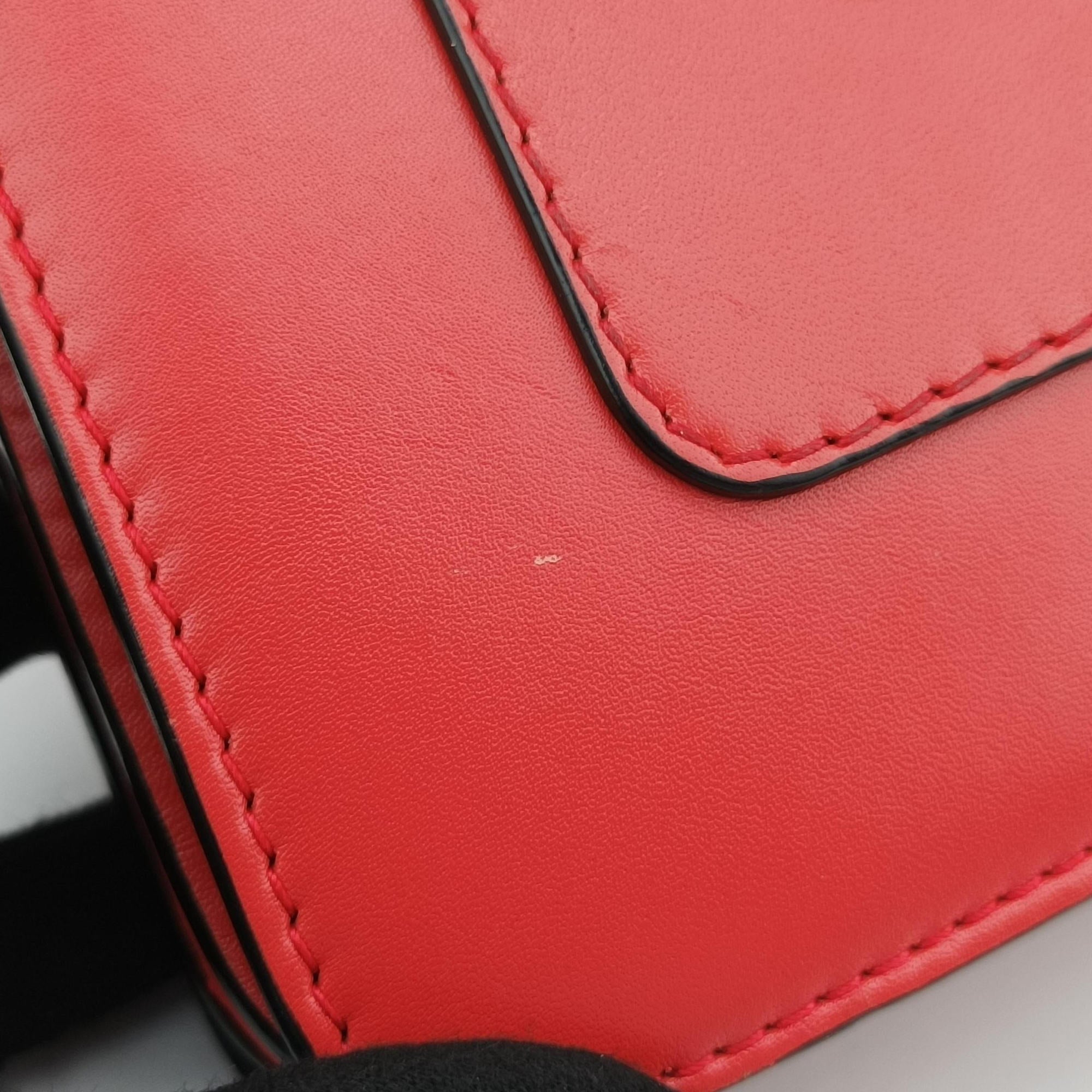 Pre-owned Bvlgari SERPENTI FOREVER Red Leather  shoulderbag | stylenewstar