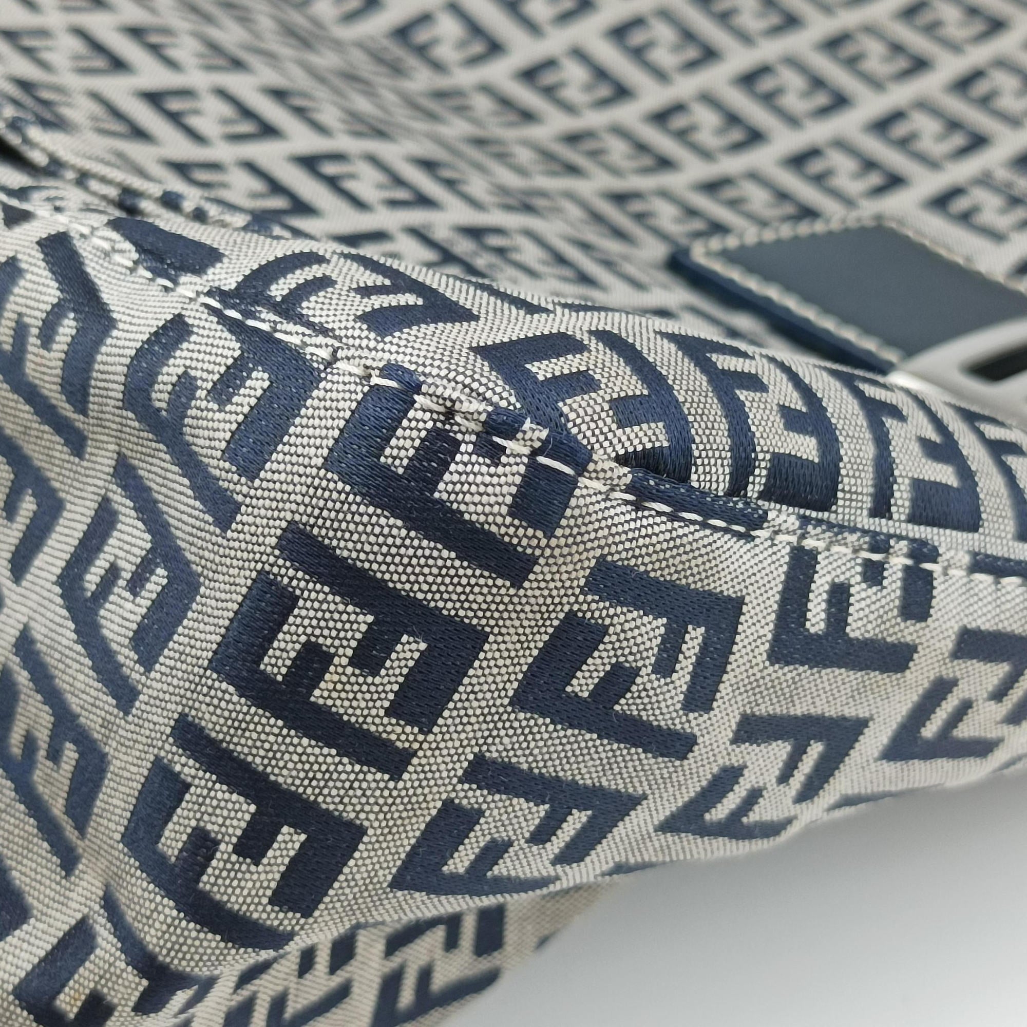 Vintage Fendi Zucchino Baguette Navy×Grey canvas×leather  shoulderbag | stylenewstar