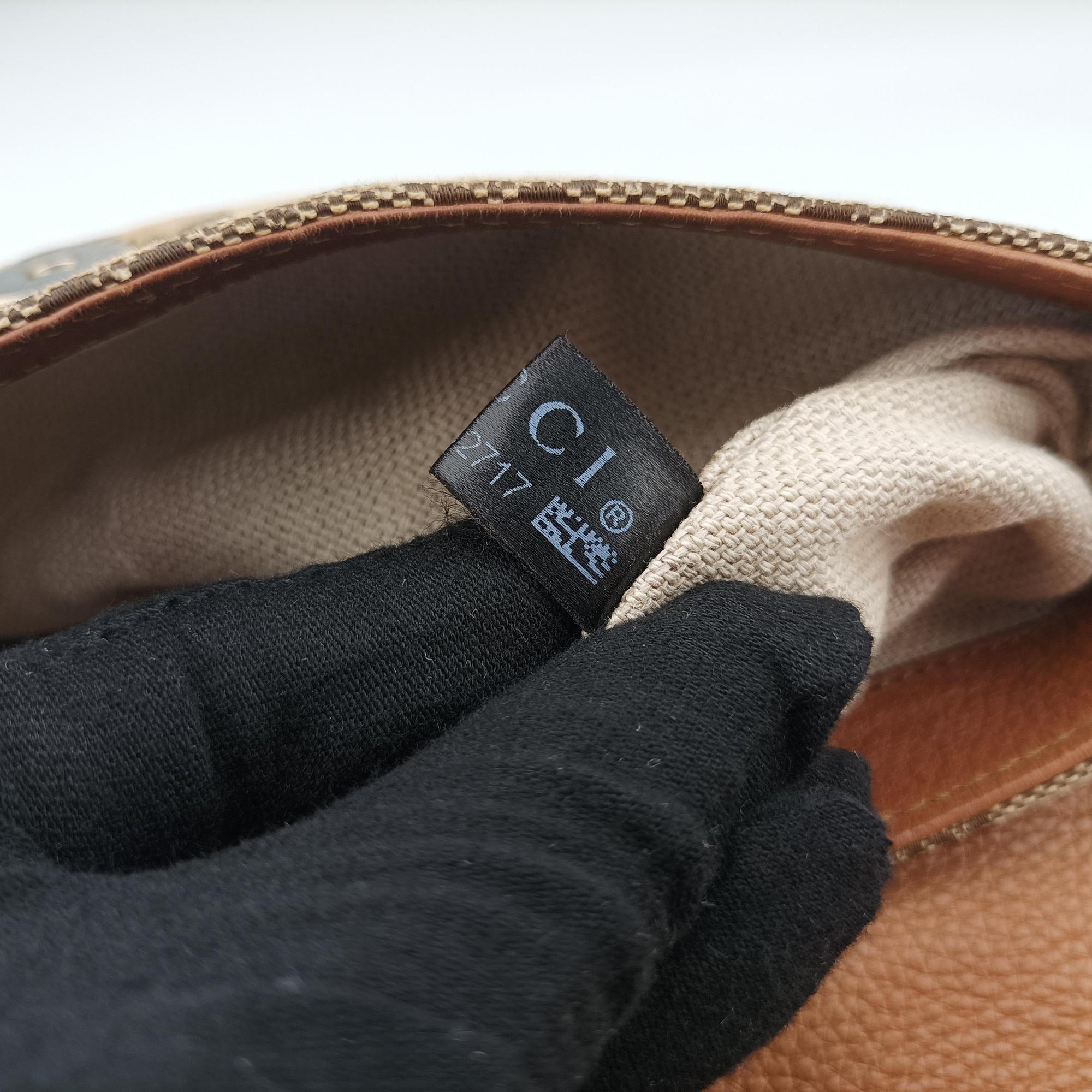Secondhand Gucci Marrakech Beige × Brown canvas×leather 257032 shoulderbag | stylenewstar