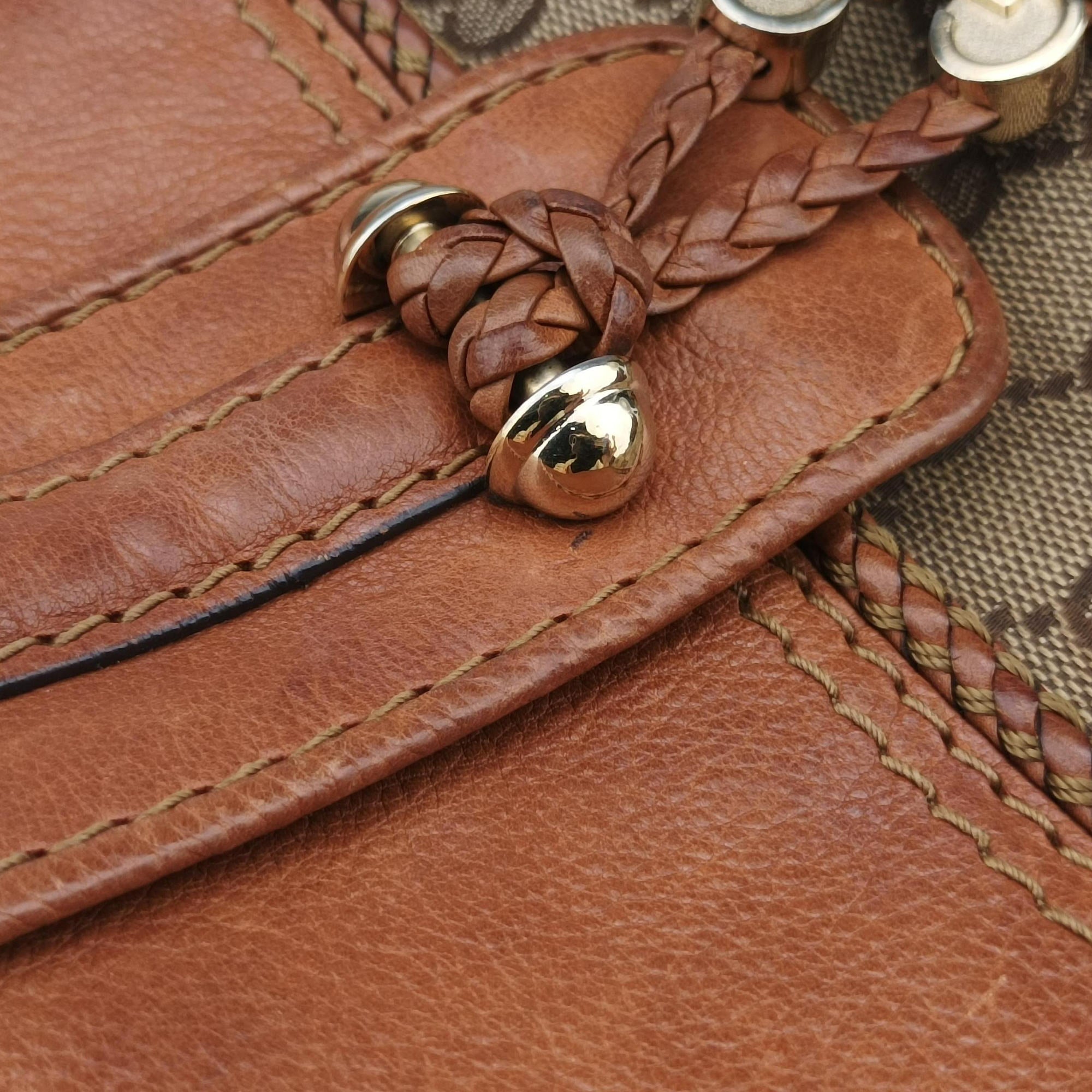 Secondhand Gucci Marrakech Beige × Brown canvas×leather 257032 shoulderbag | stylenewstar