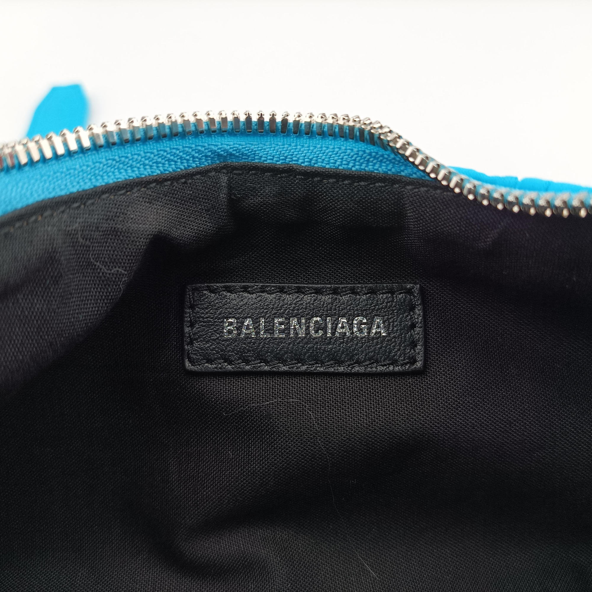 Pre-owned Balenciaga Le Cagole mini Blue fabric  shoulderbag | stylenewstar
