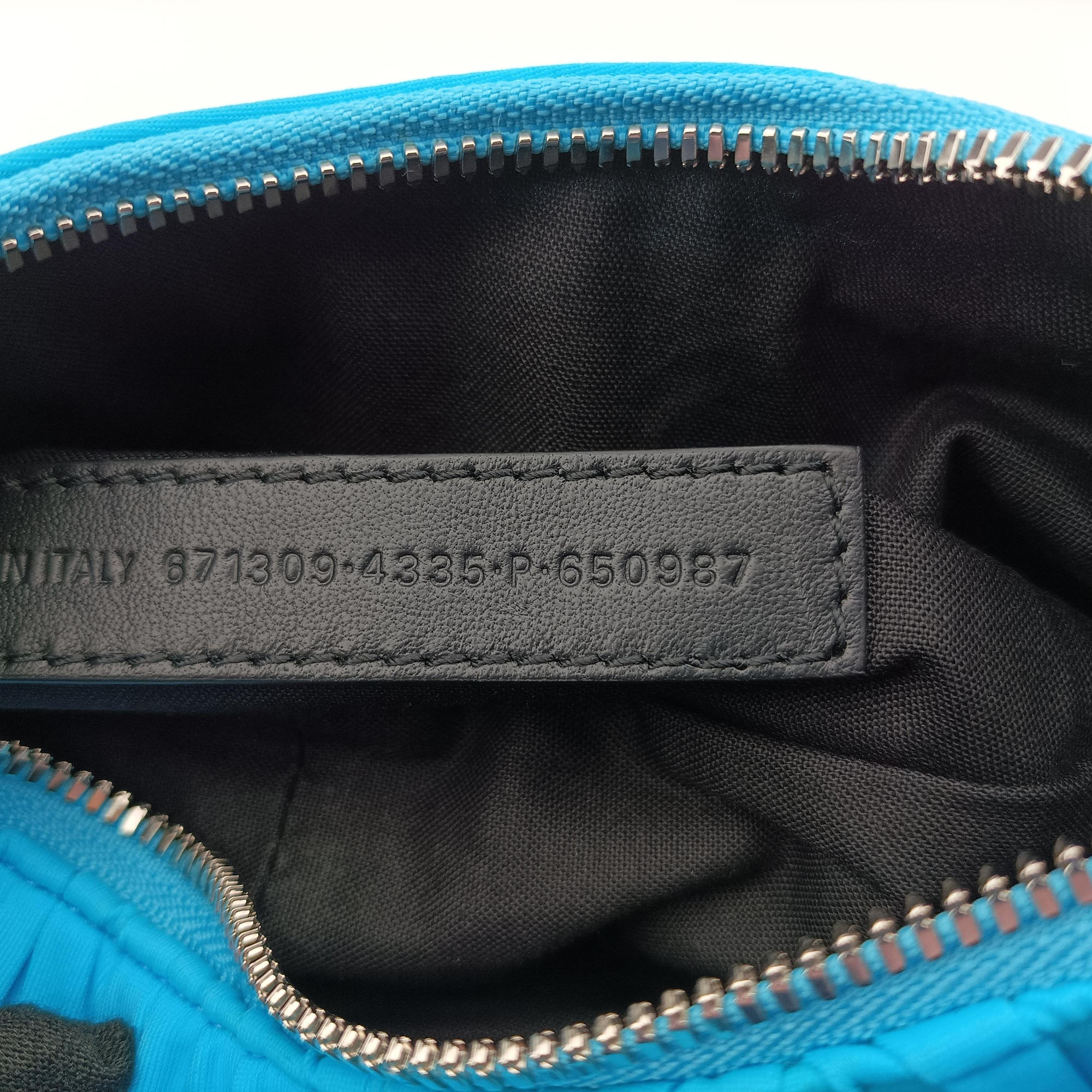 Pre-owned Balenciaga Le Cagole mini Blue fabric  shoulderbag | stylenewstar