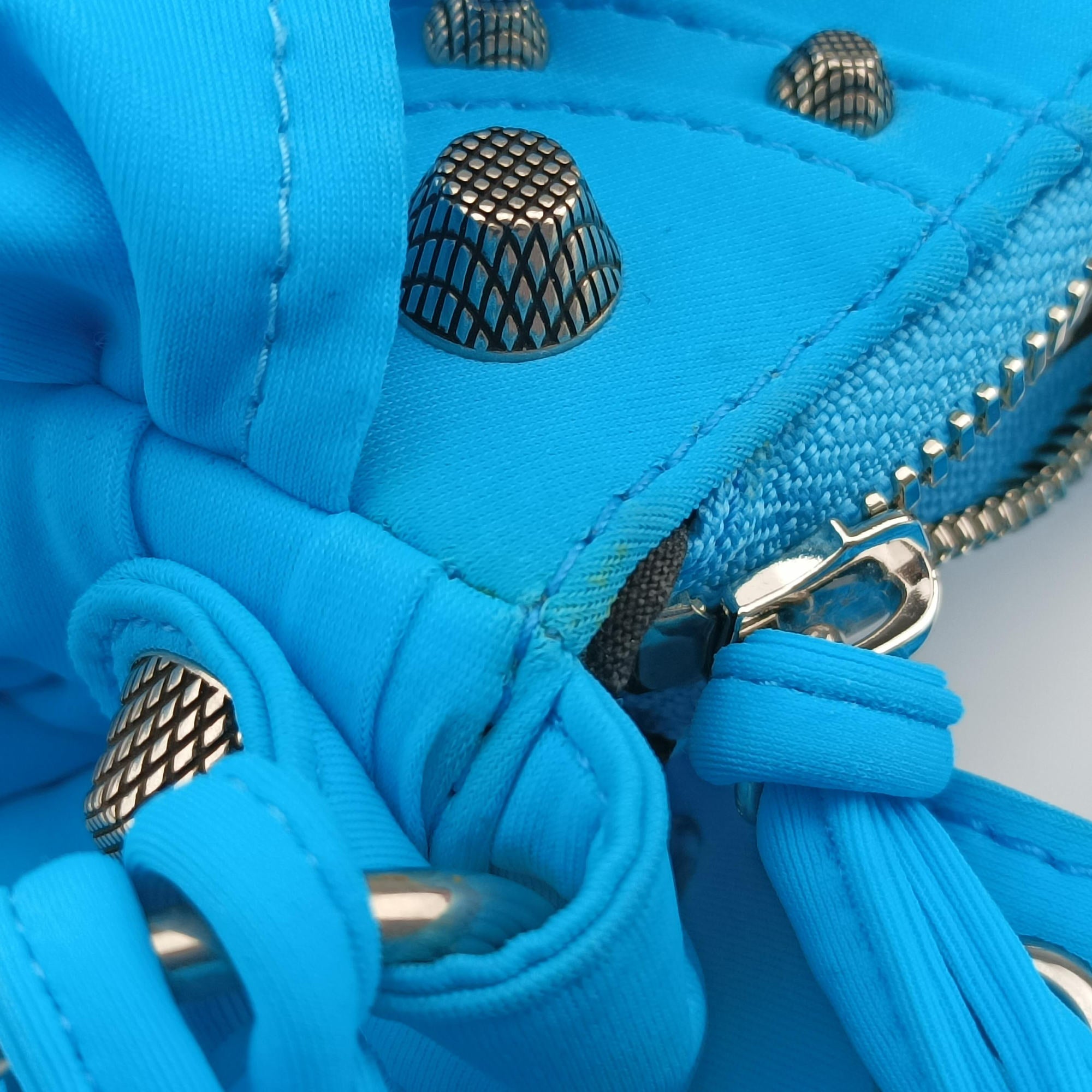Pre-owned Balenciaga Le Cagole mini Blue fabric  shoulderbag | stylenewstar