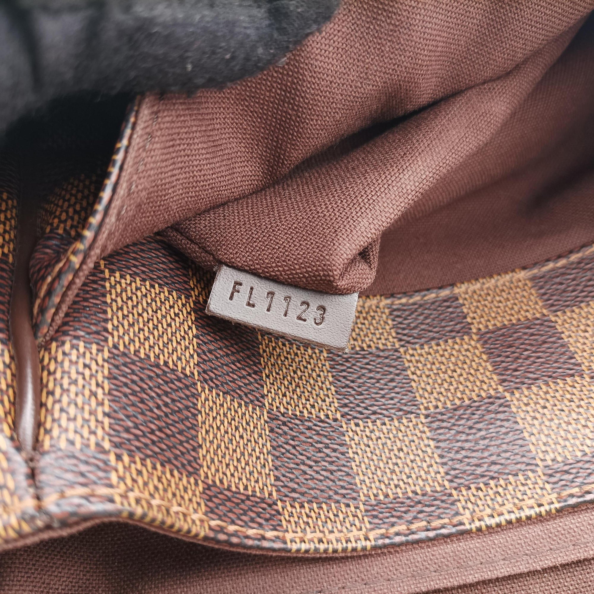 Pre-owned Louis Vuitton DISTRICT PM EBENE Damier Canvas N41213 shoulderbag | stylenewstar