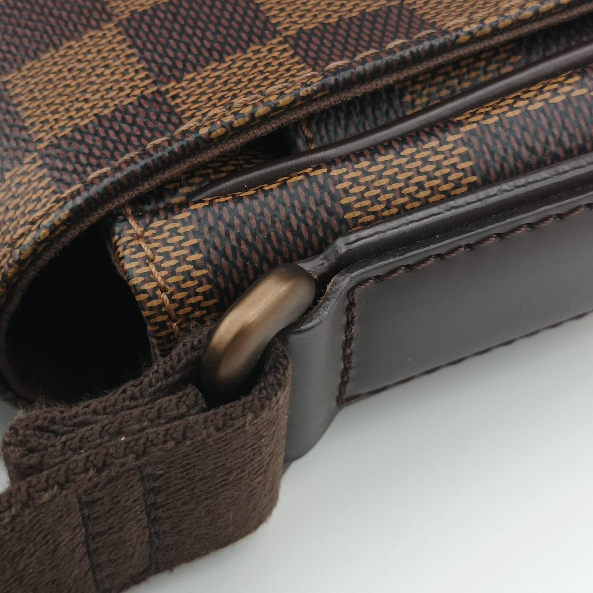 Pre-owned Louis Vuitton DISTRICT PM EBENE Damier Canvas N41213 shoulderbag | stylenewstar