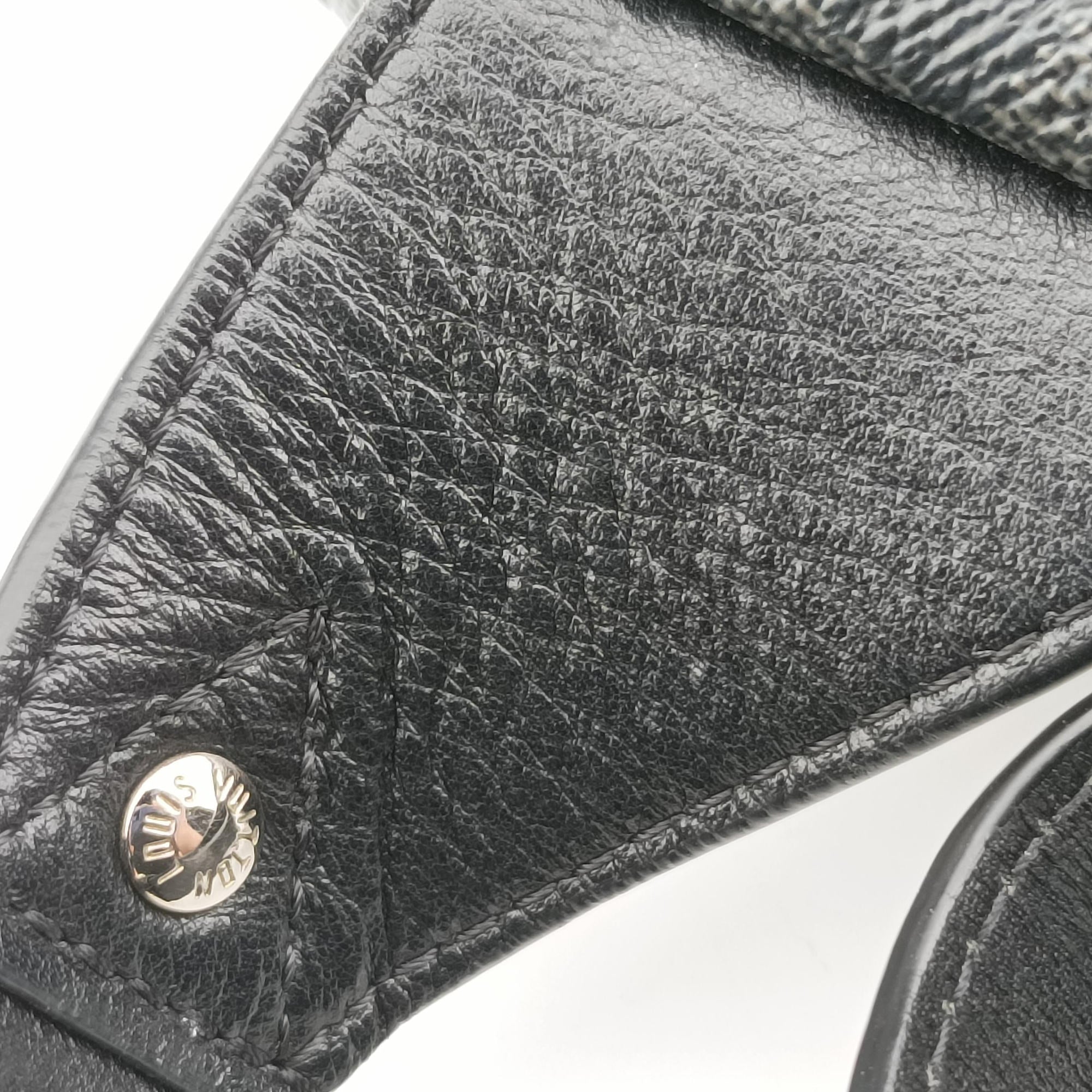 Vintage Louis Vuitton Campus Noir Damier Graphite N40362 bum bag/waist bag | stylenewstar