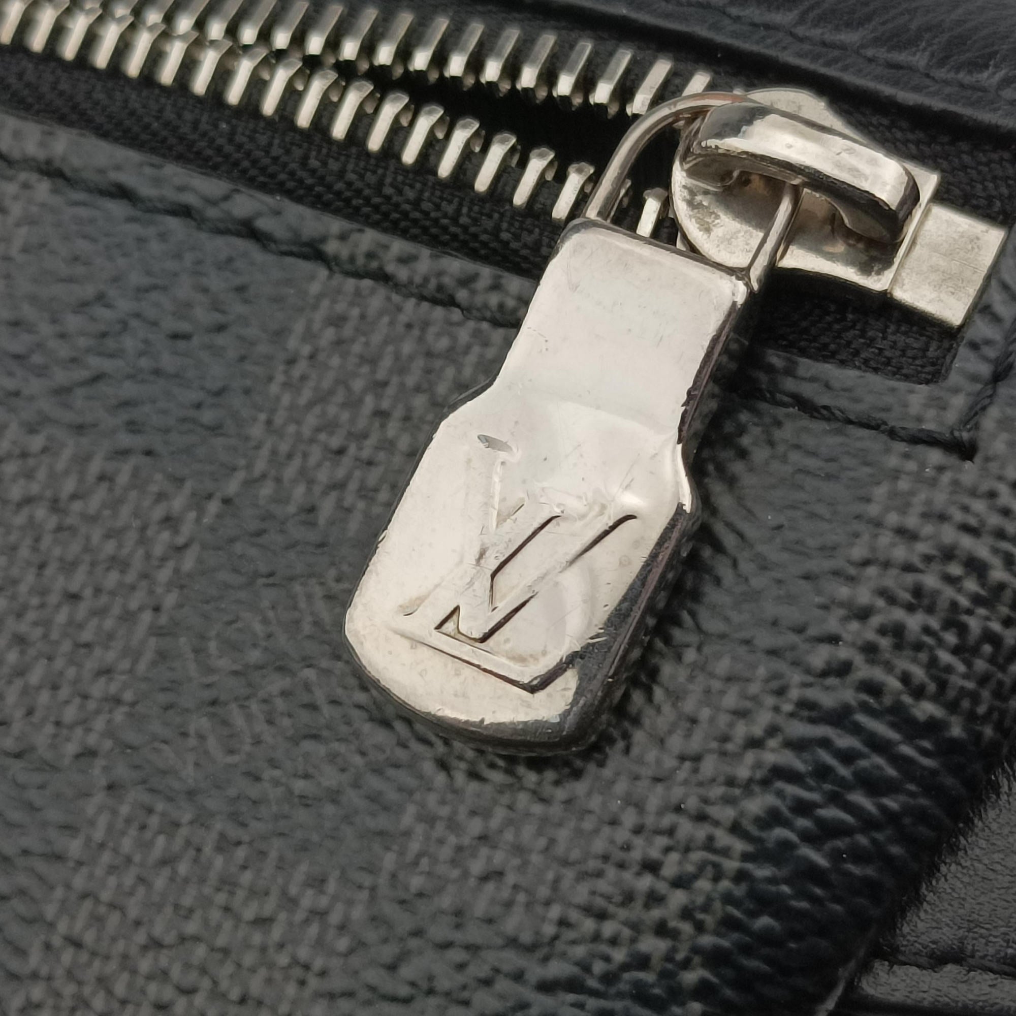 Vintage Louis Vuitton Campus Noir Damier Graphite N40362 bum bag/waist bag | stylenewstar