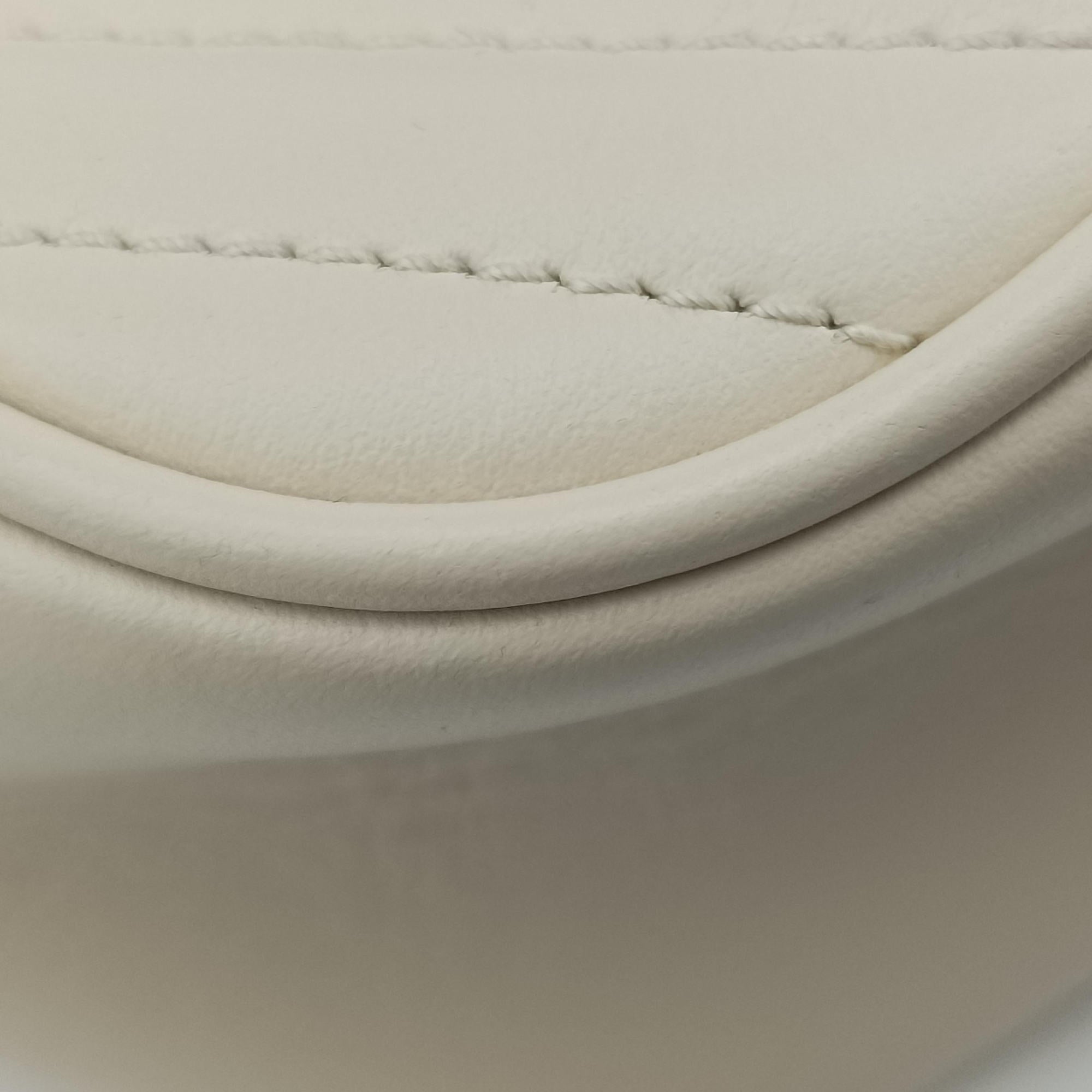 Pre-owned Gucci GG Marmont White Leather 447632 shoulderbag | stylenewstar