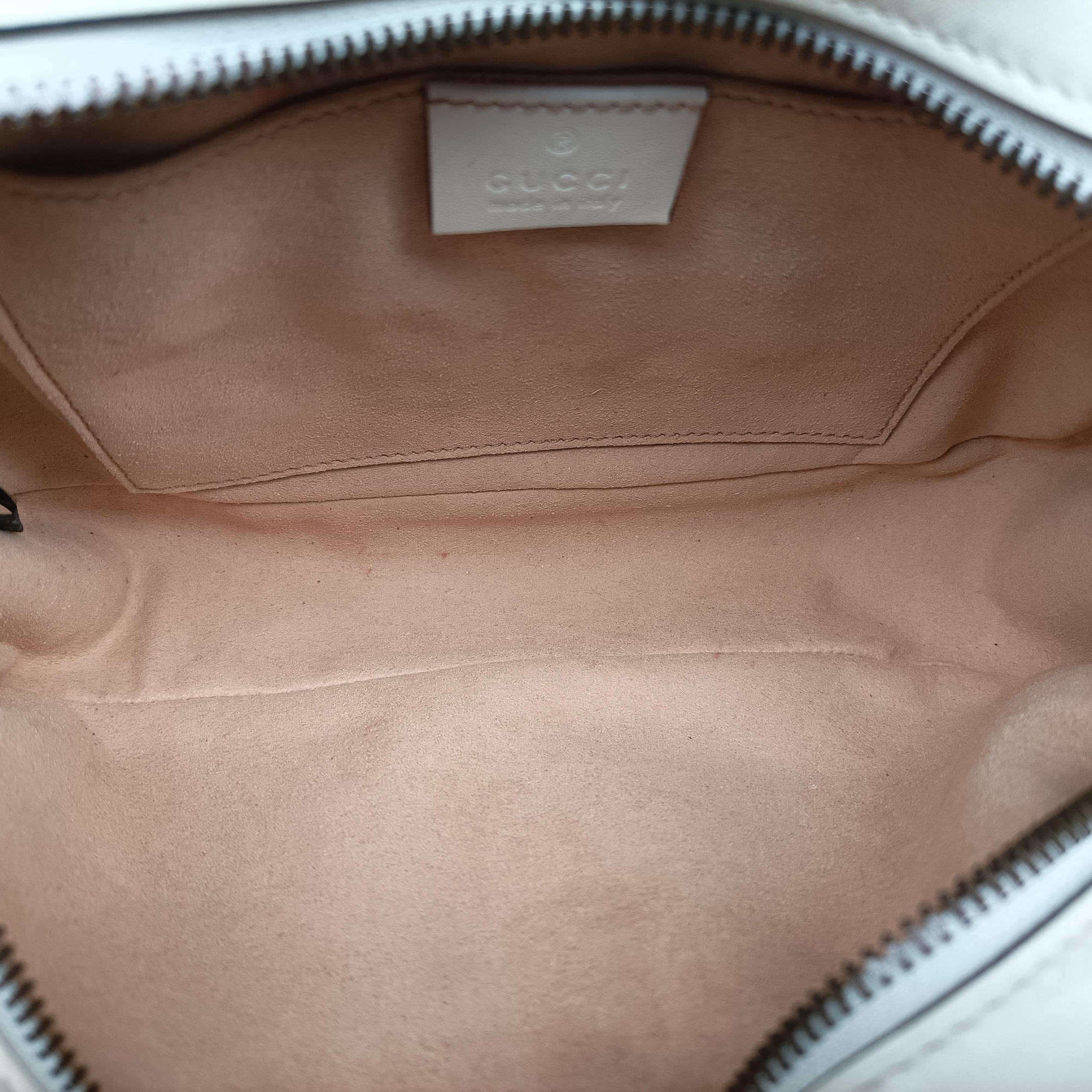 Pre-owned Gucci GG Marmont White Leather 447632 shoulderbag | stylenewstar