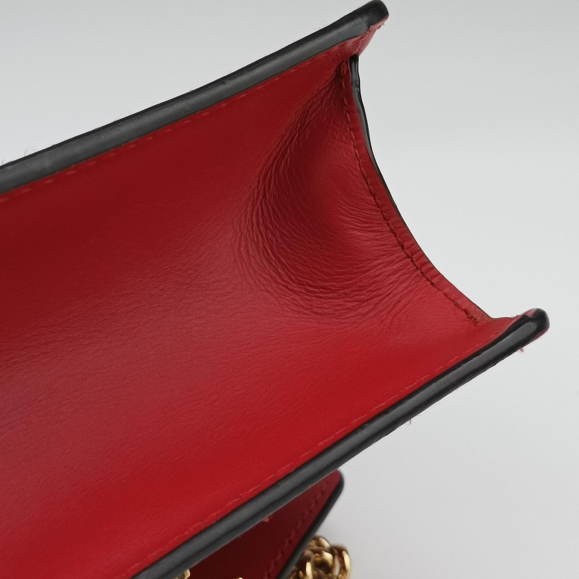 Pre-owned Gucci Sylvie Red×Black Leather 431666 shoulderbag | stylenewstar