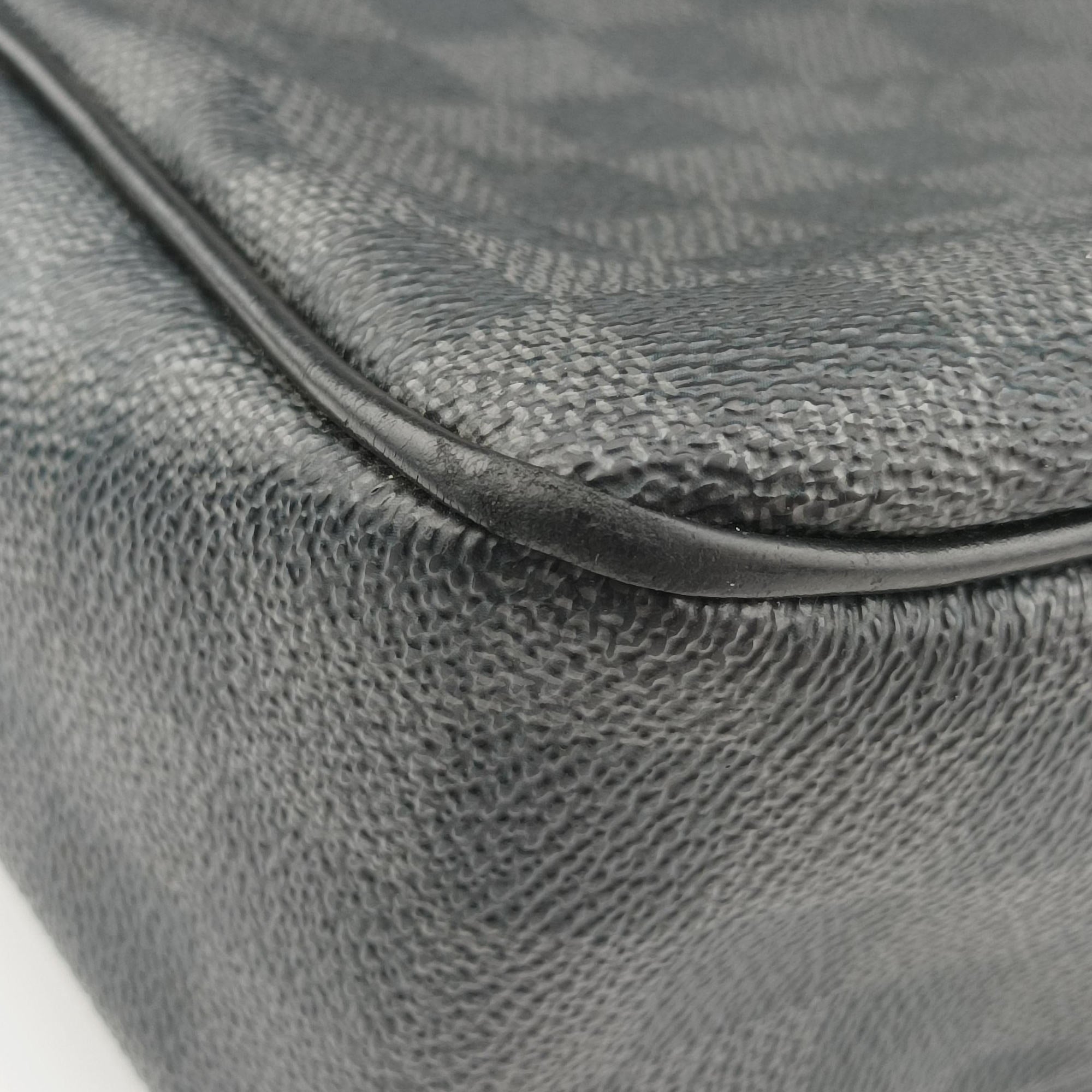 Pre-owned Louis Vuitton DANIEL MM Noir Damier GRAPHITE N58029 shoulderbag | stylenewstar