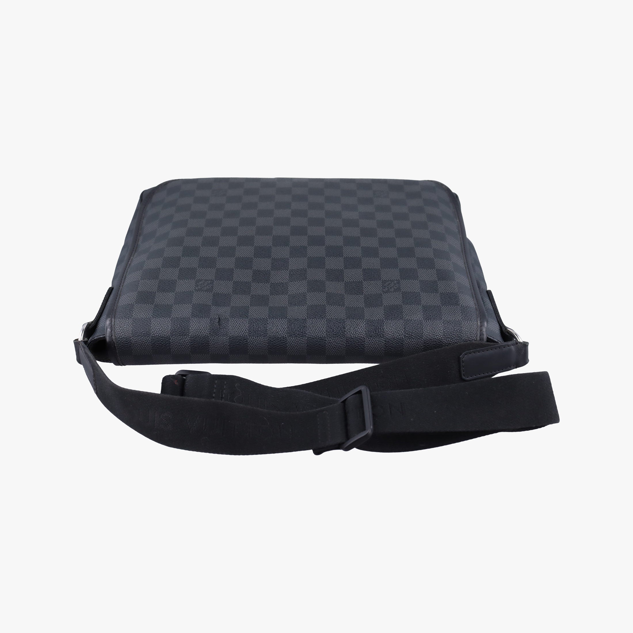 Pre-owned Louis Vuitton DANIEL MM Noir Damier GRAPHITE N58029 shoulderbag | stylenewstar