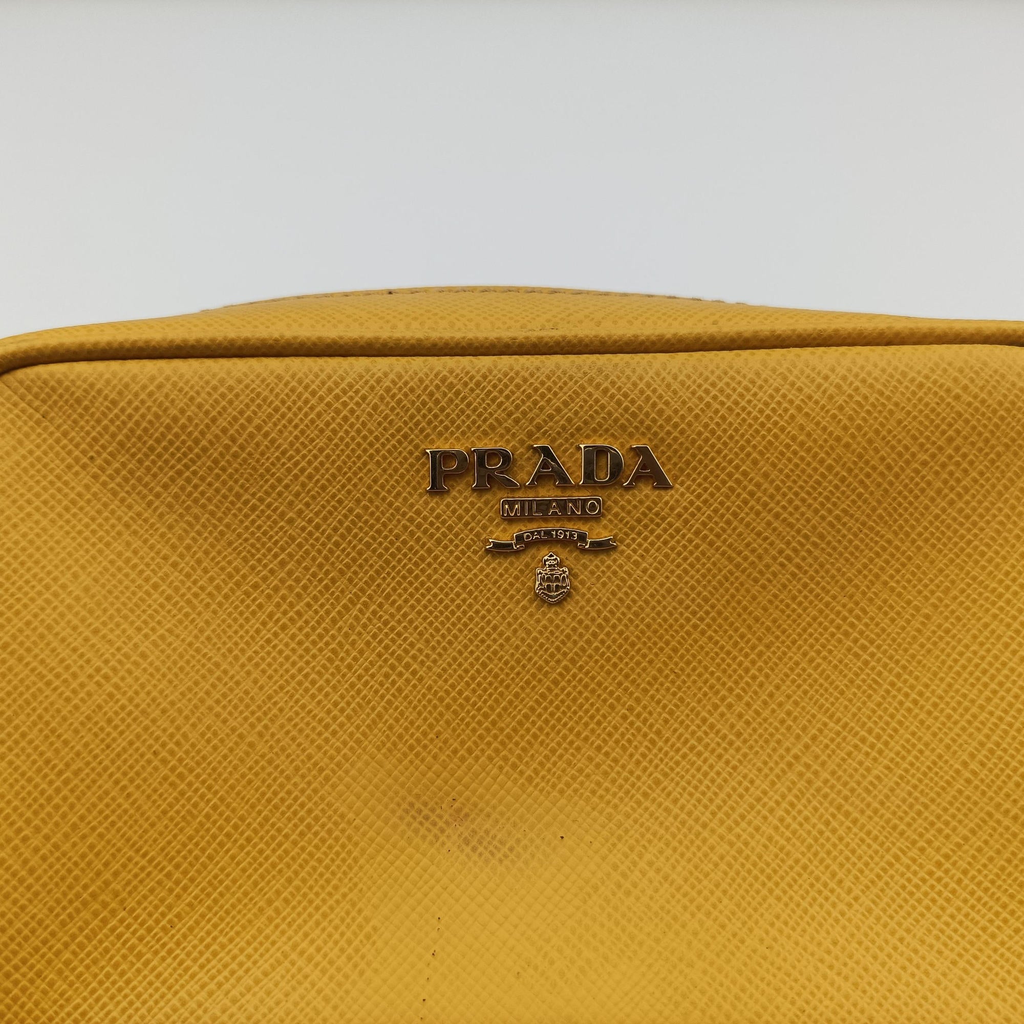 Pre-owned Prada VITELLO PHENIX Messenger Camera Yellow SAFFIANO Leather 1NF002 shoulderbag | stylenewstar